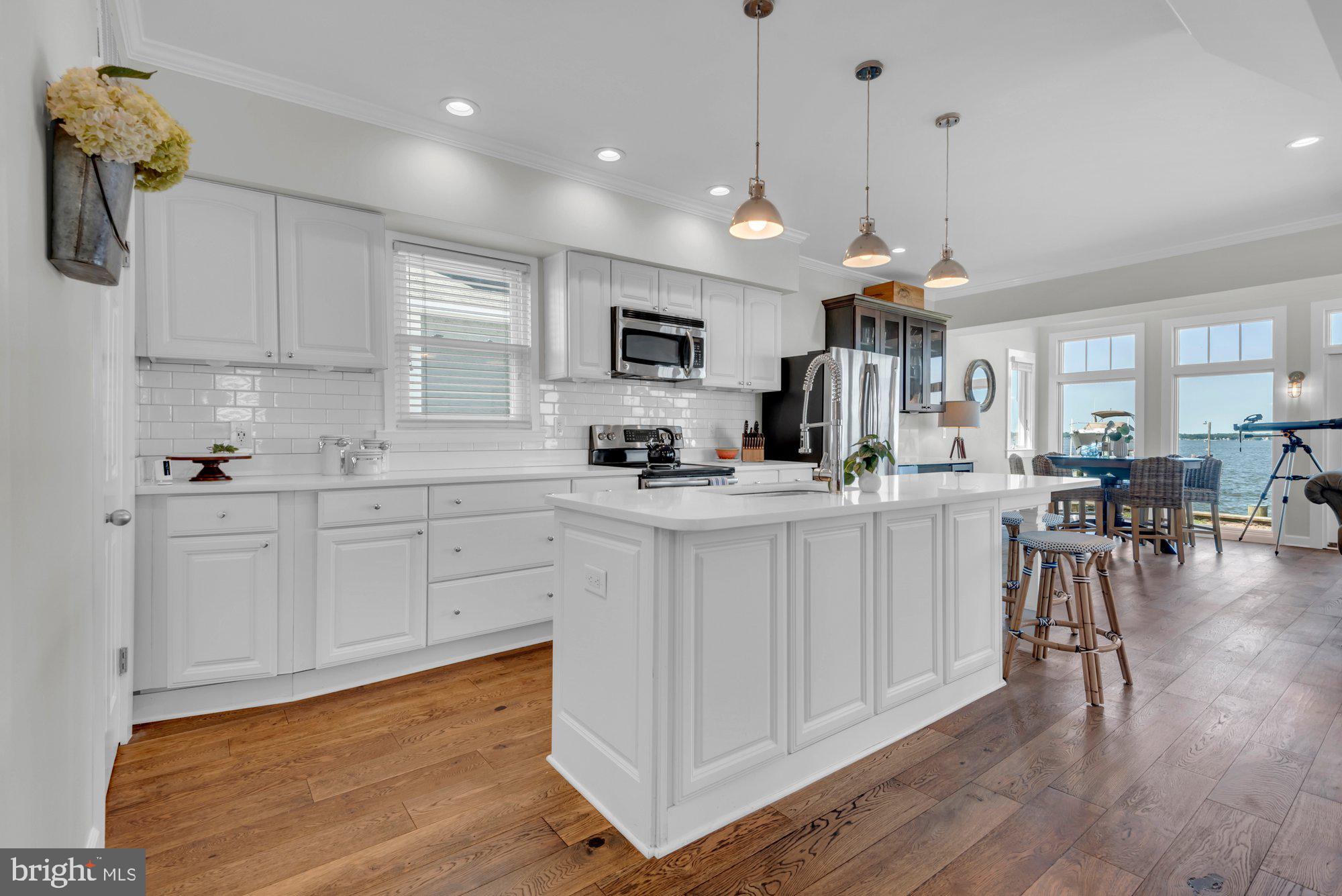 SHORE ACRES - Residential