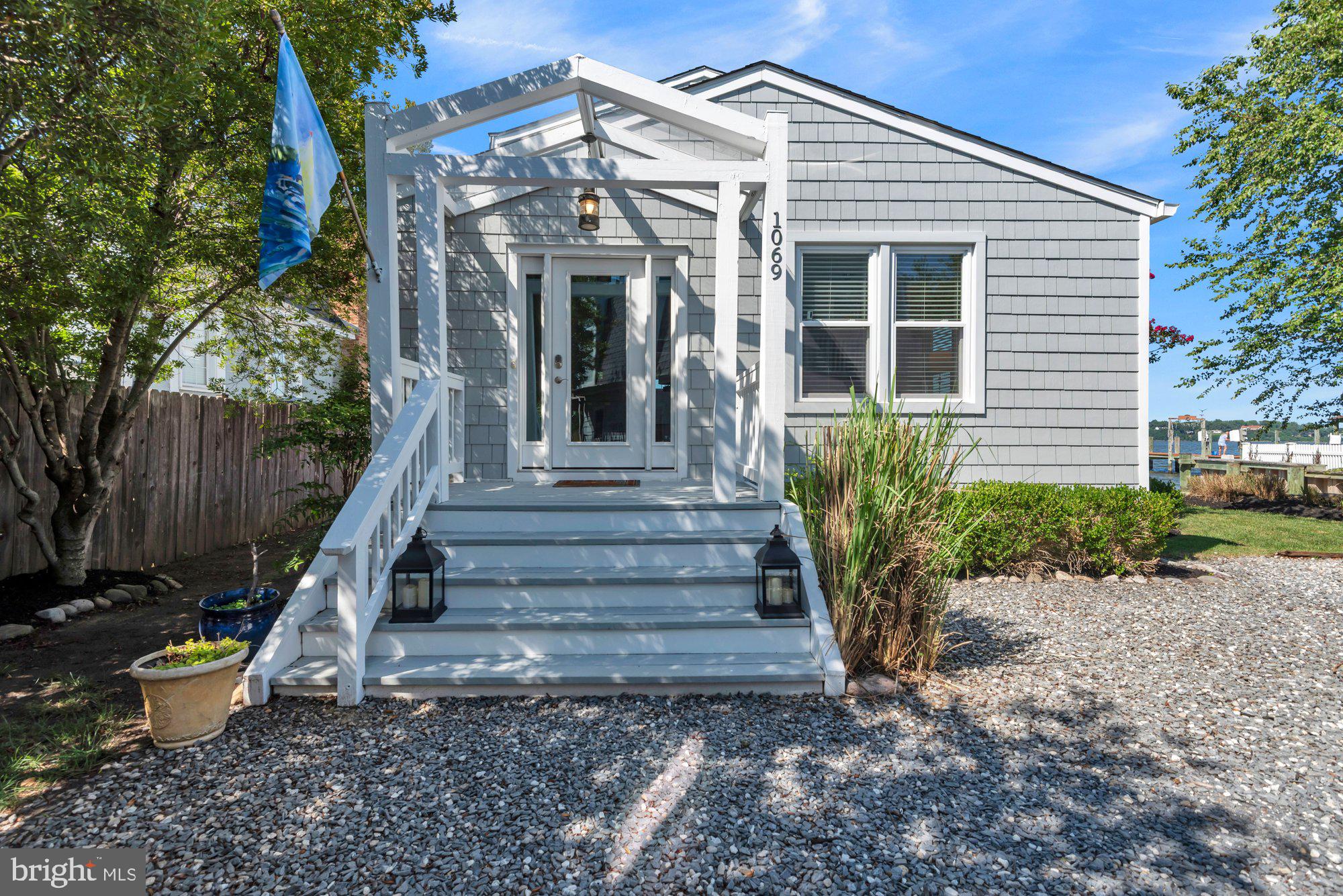SHORE ACRES - Residential