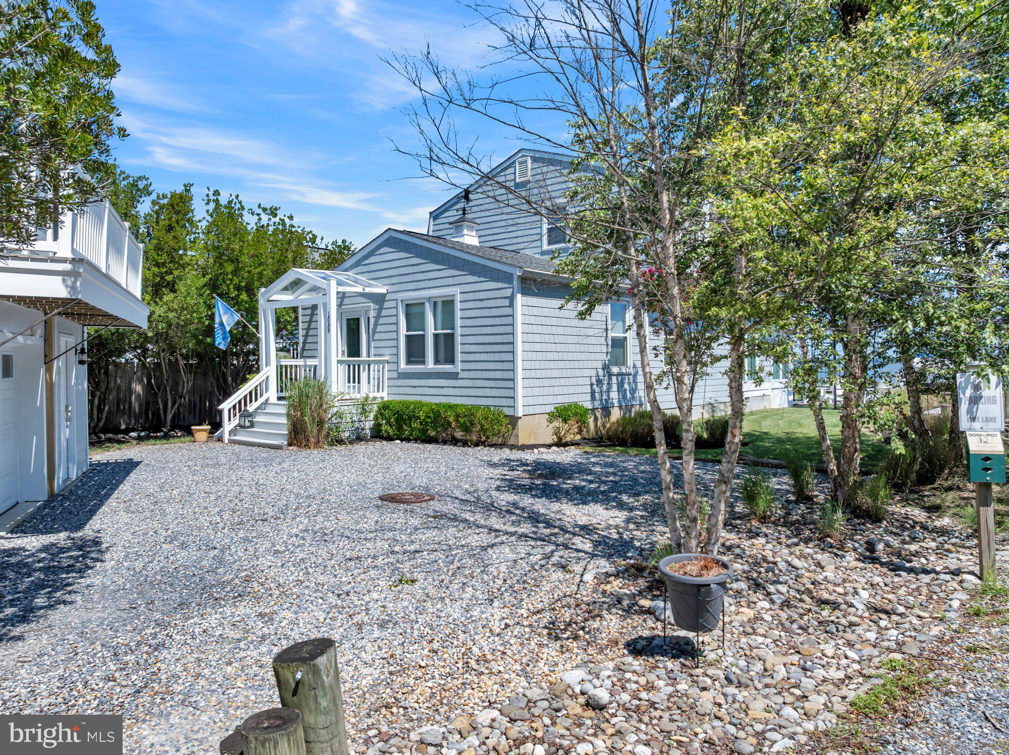 SHORE ACRES - Residential