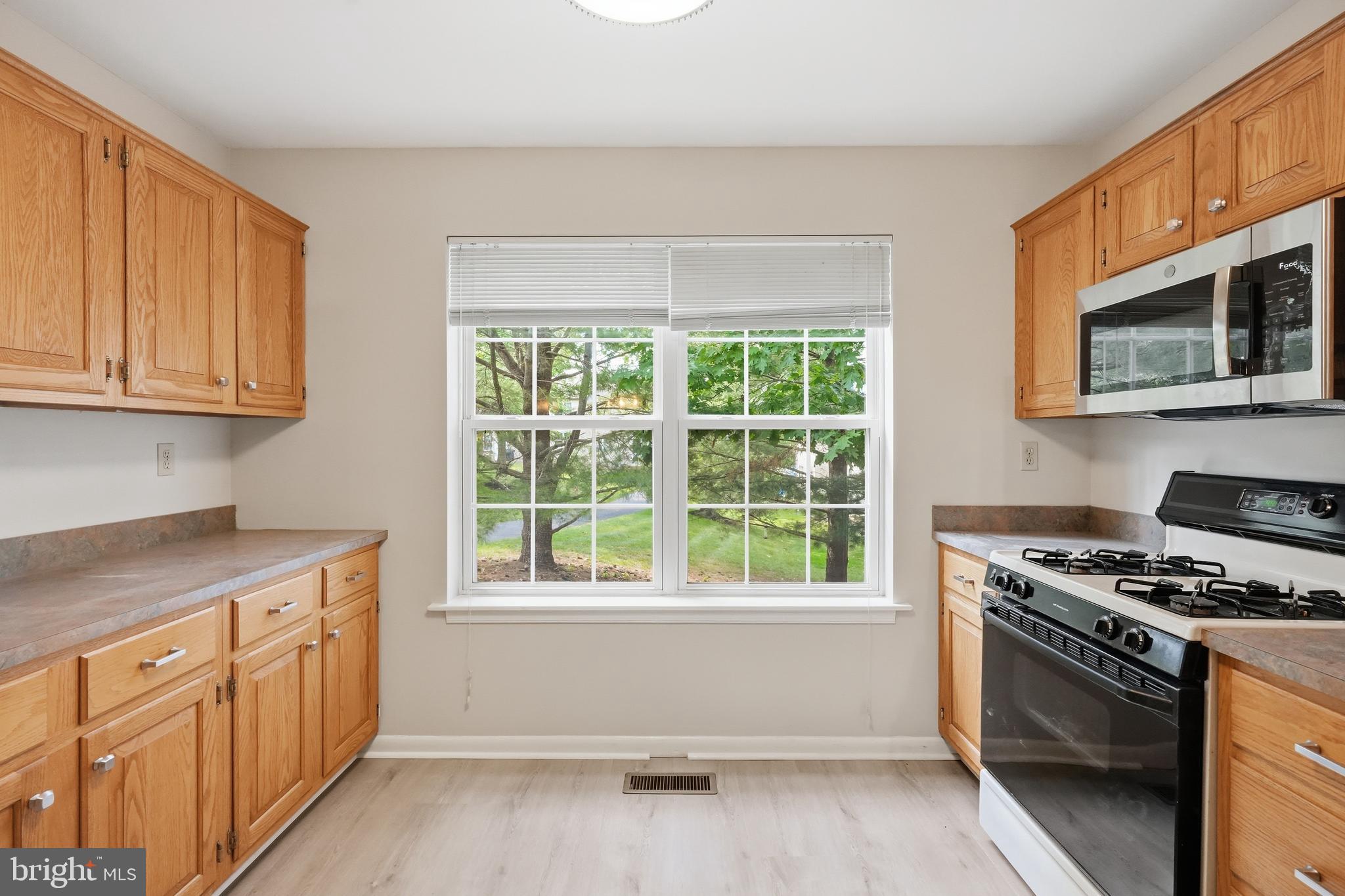 ROSECLIFF MANOR - Residential