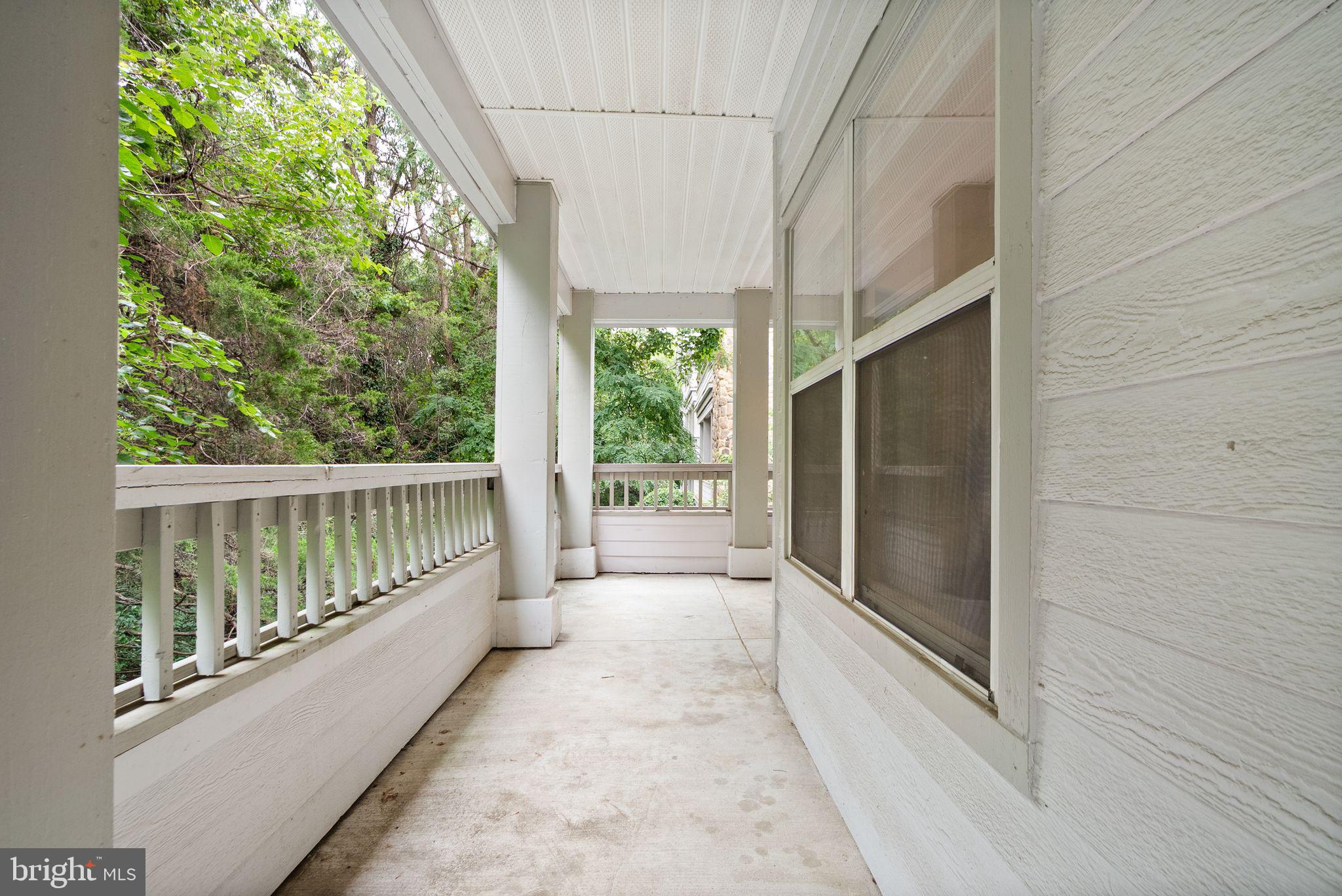 STONECROFT CONDO - Residential