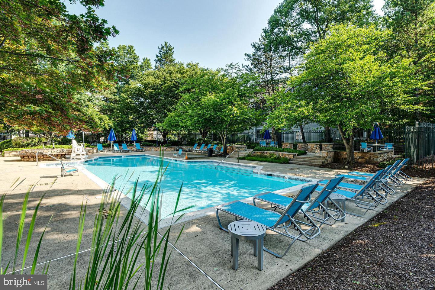 STONECROFT CONDO - Residential