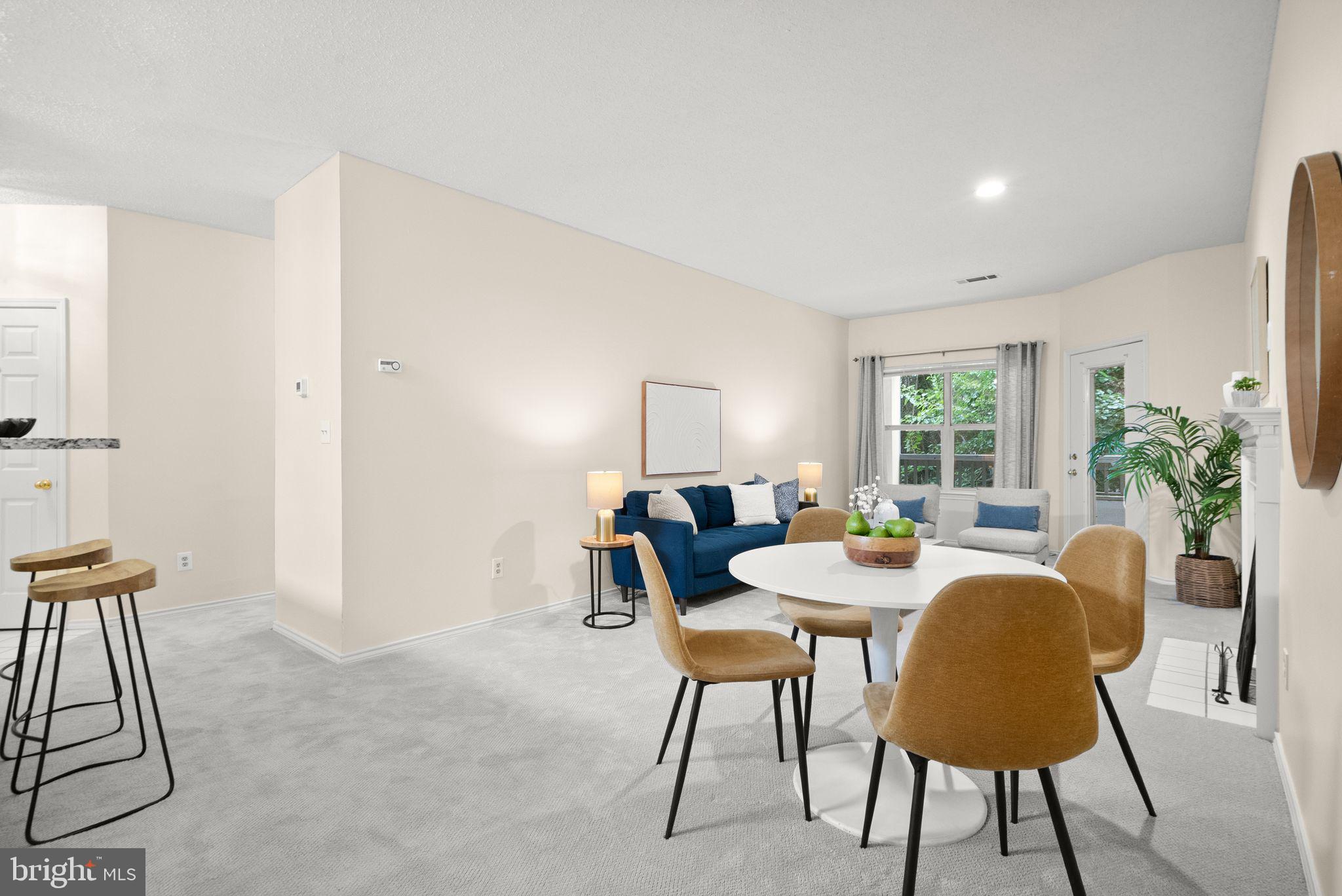 STONECROFT CONDO - Residential