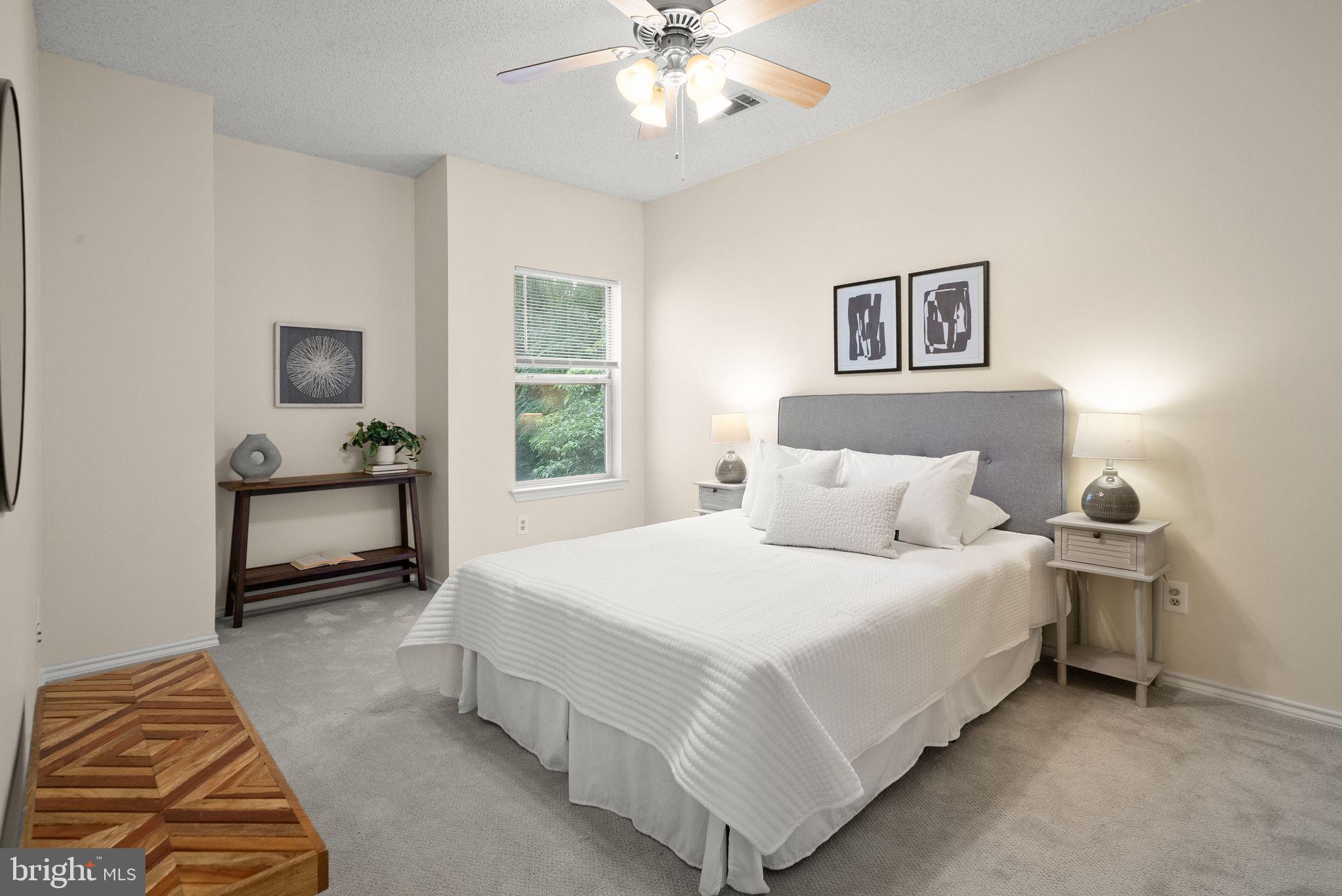 STONECROFT CONDO - Residential