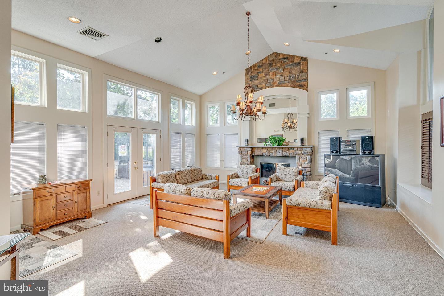 STONECROFT CONDO - Residential