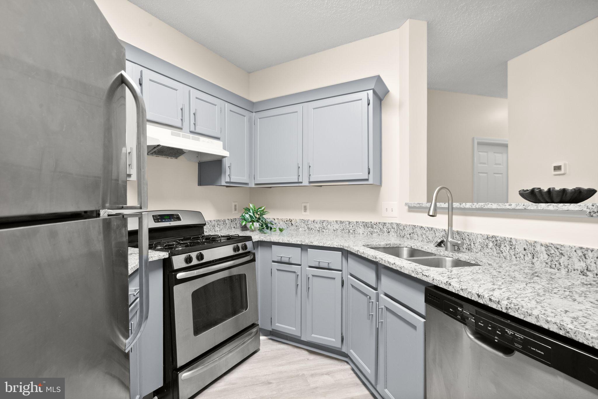 STONECROFT CONDO - Residential