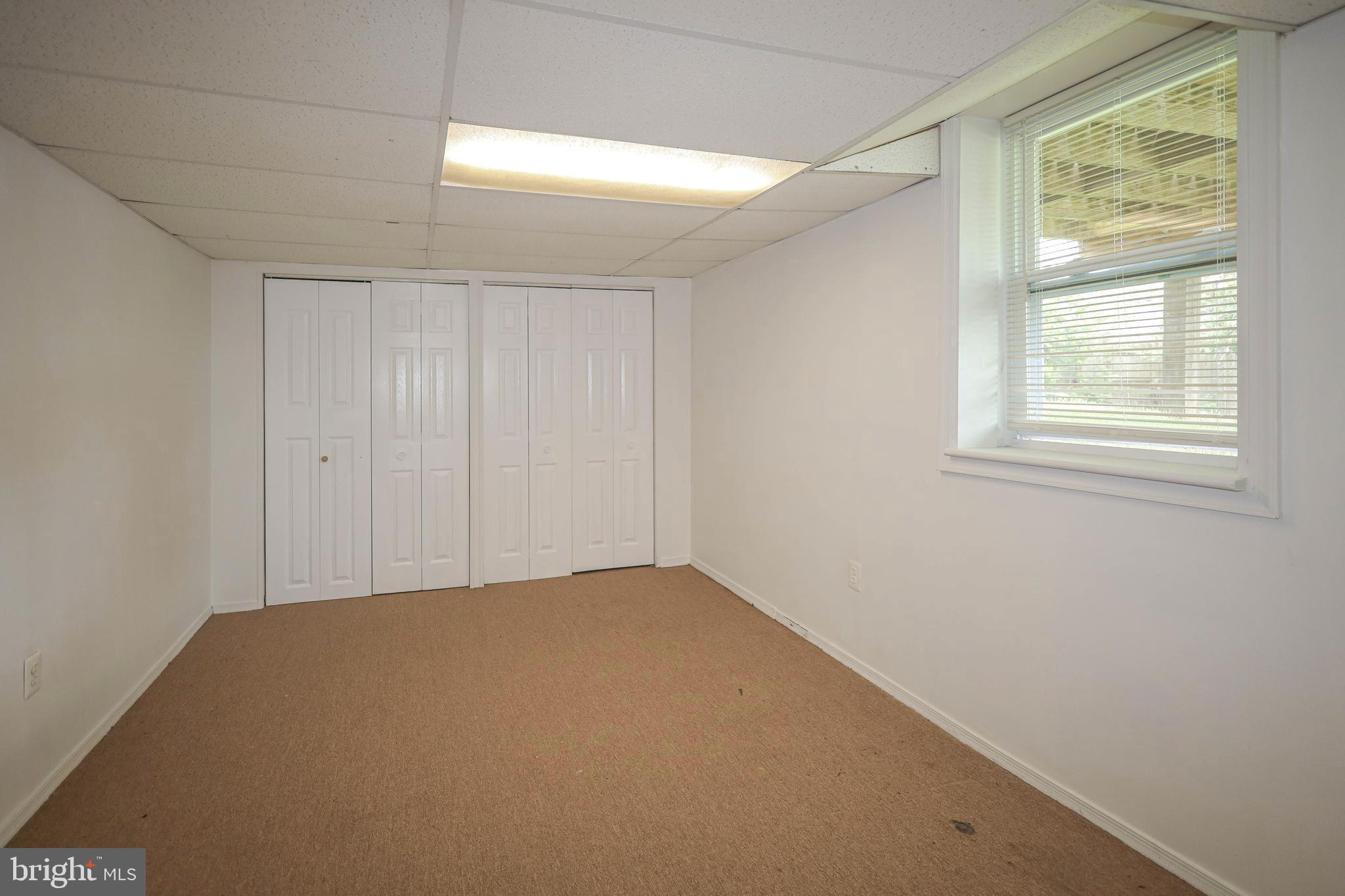 HUNTERS WOODS - Residential Lease