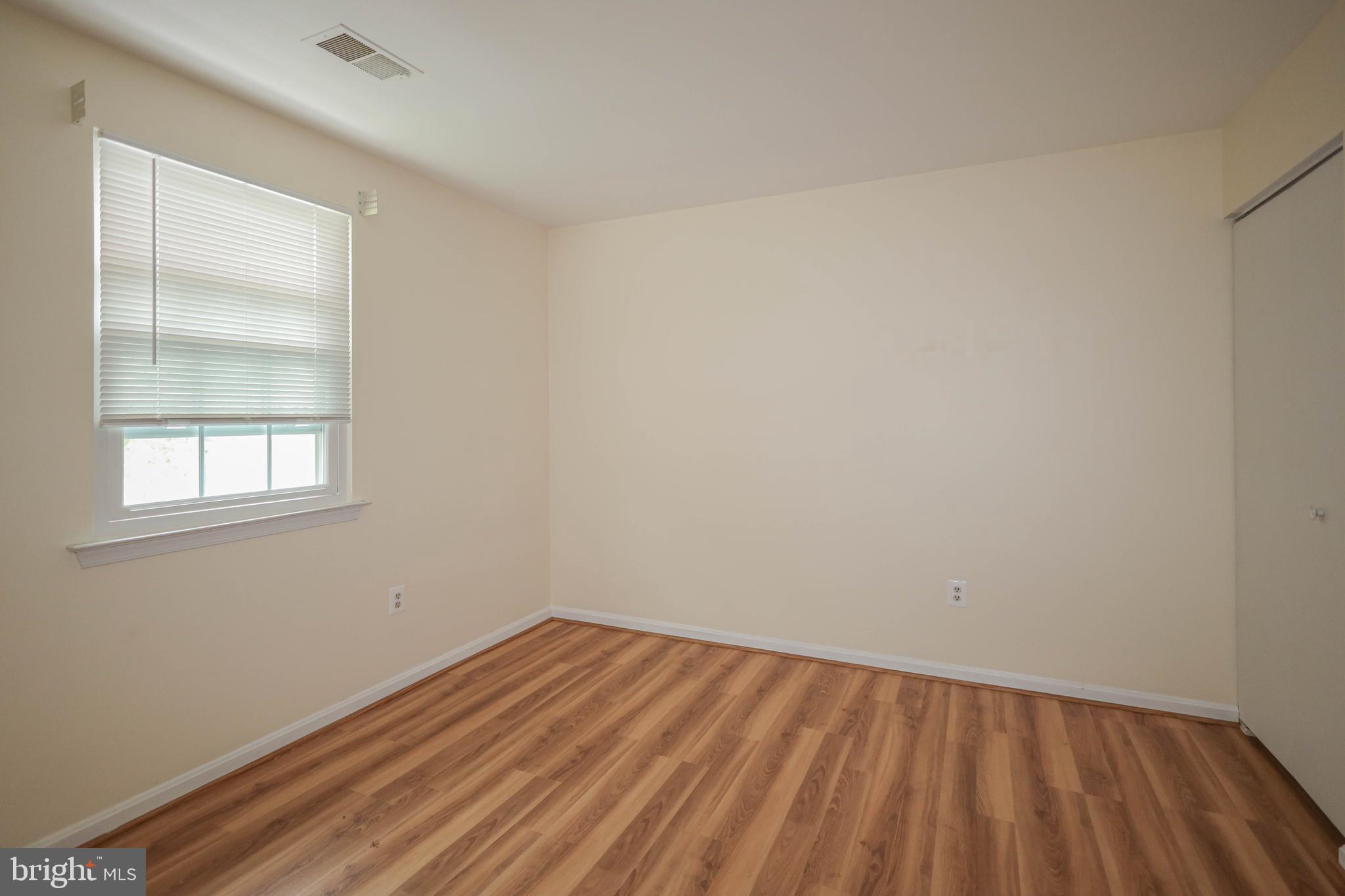 HUNTERS WOODS - Residential Lease