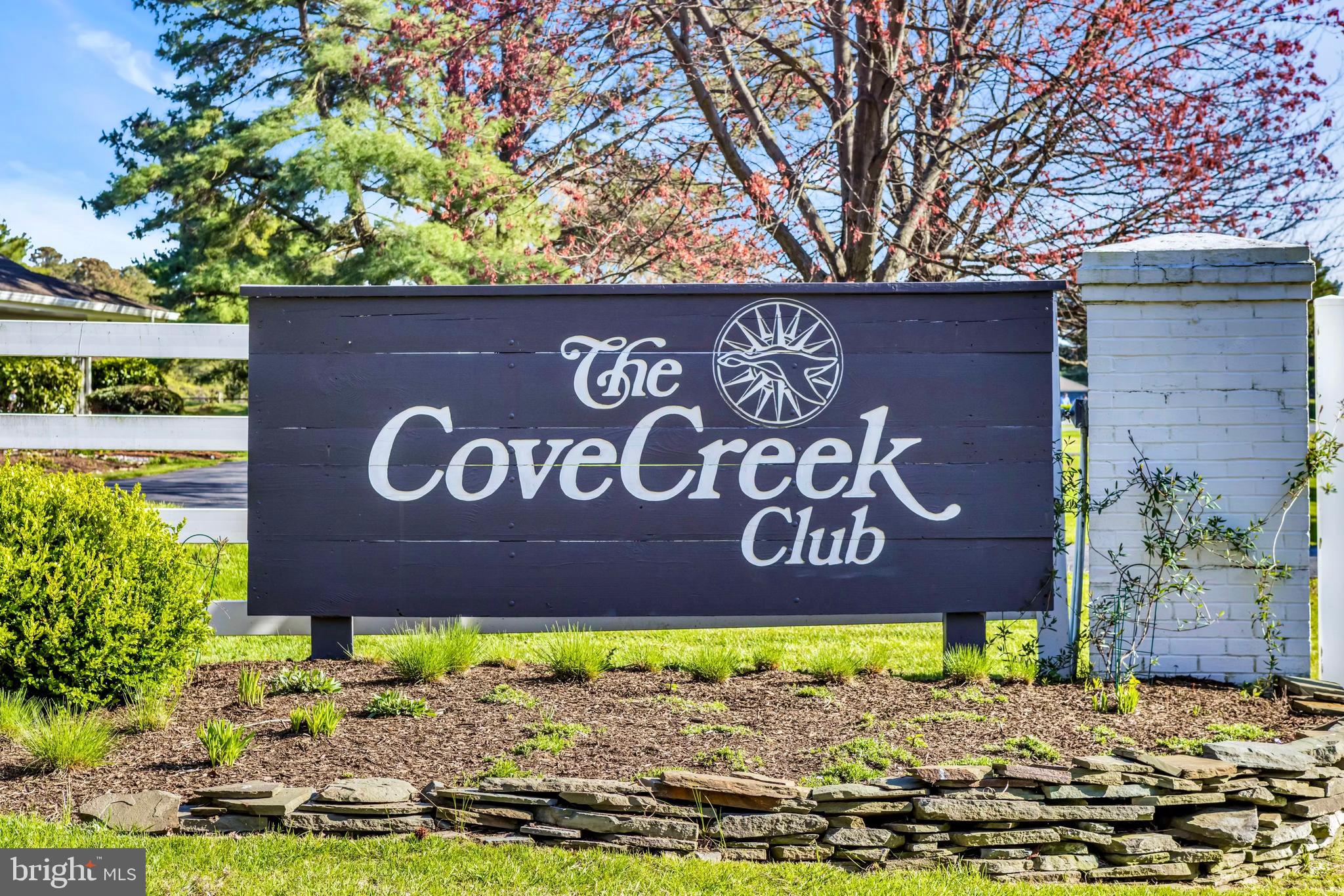 COVE CREEK CLUB - Residential
