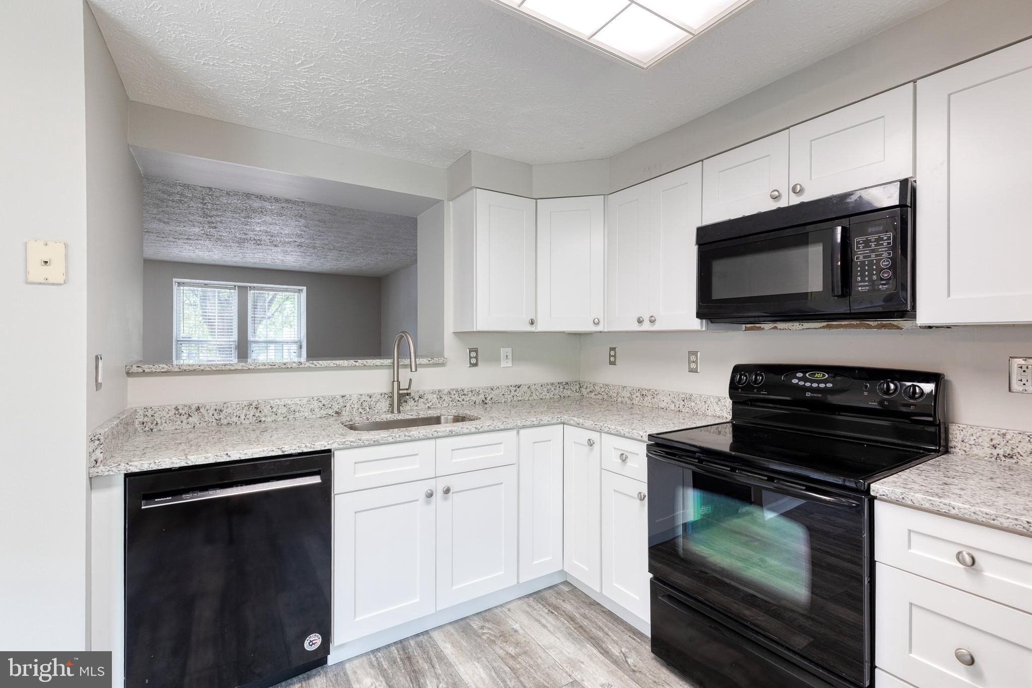 PARKVIEW TRAIL - Residential