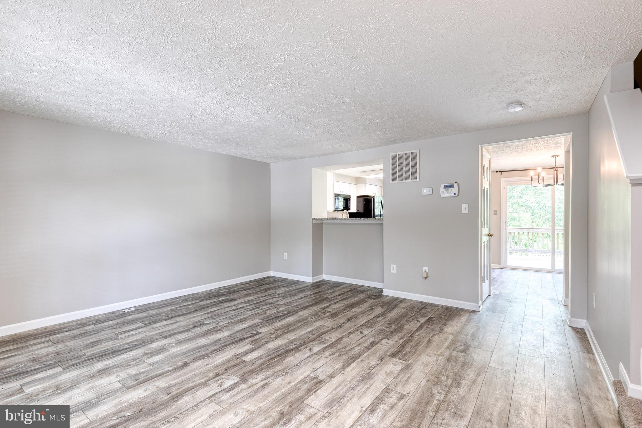 PARKVIEW TRAIL - Residential
