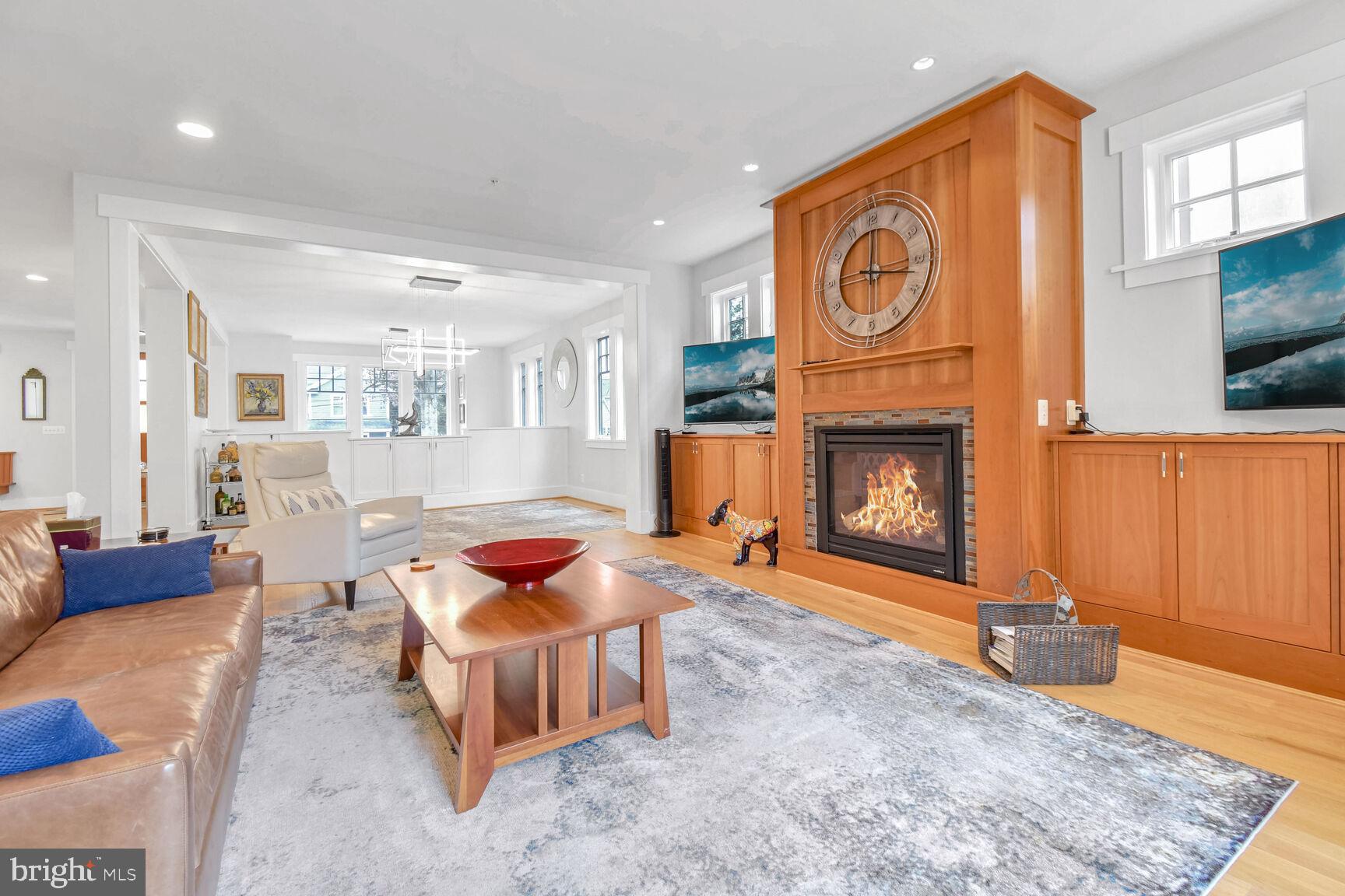 CHEVY CHASE TERRACE - Residential