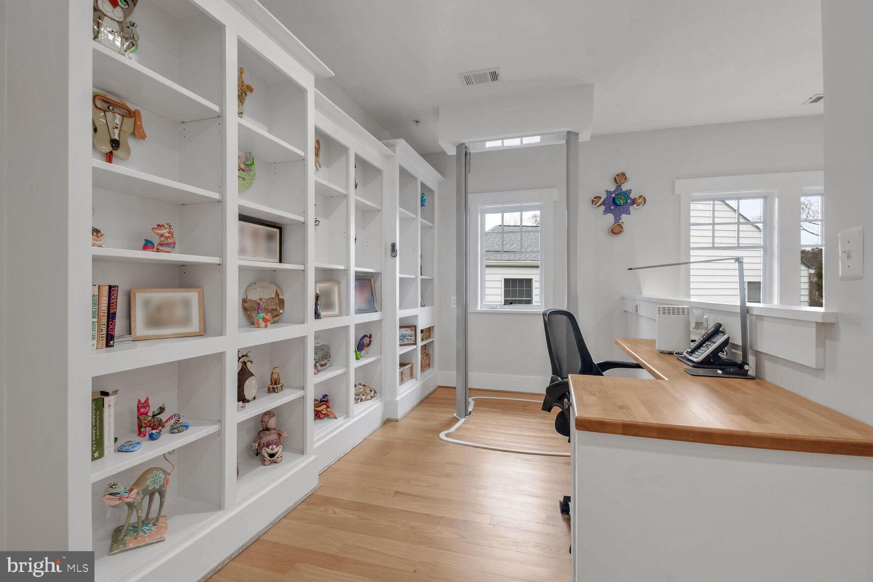 CHEVY CHASE TERRACE - Residential