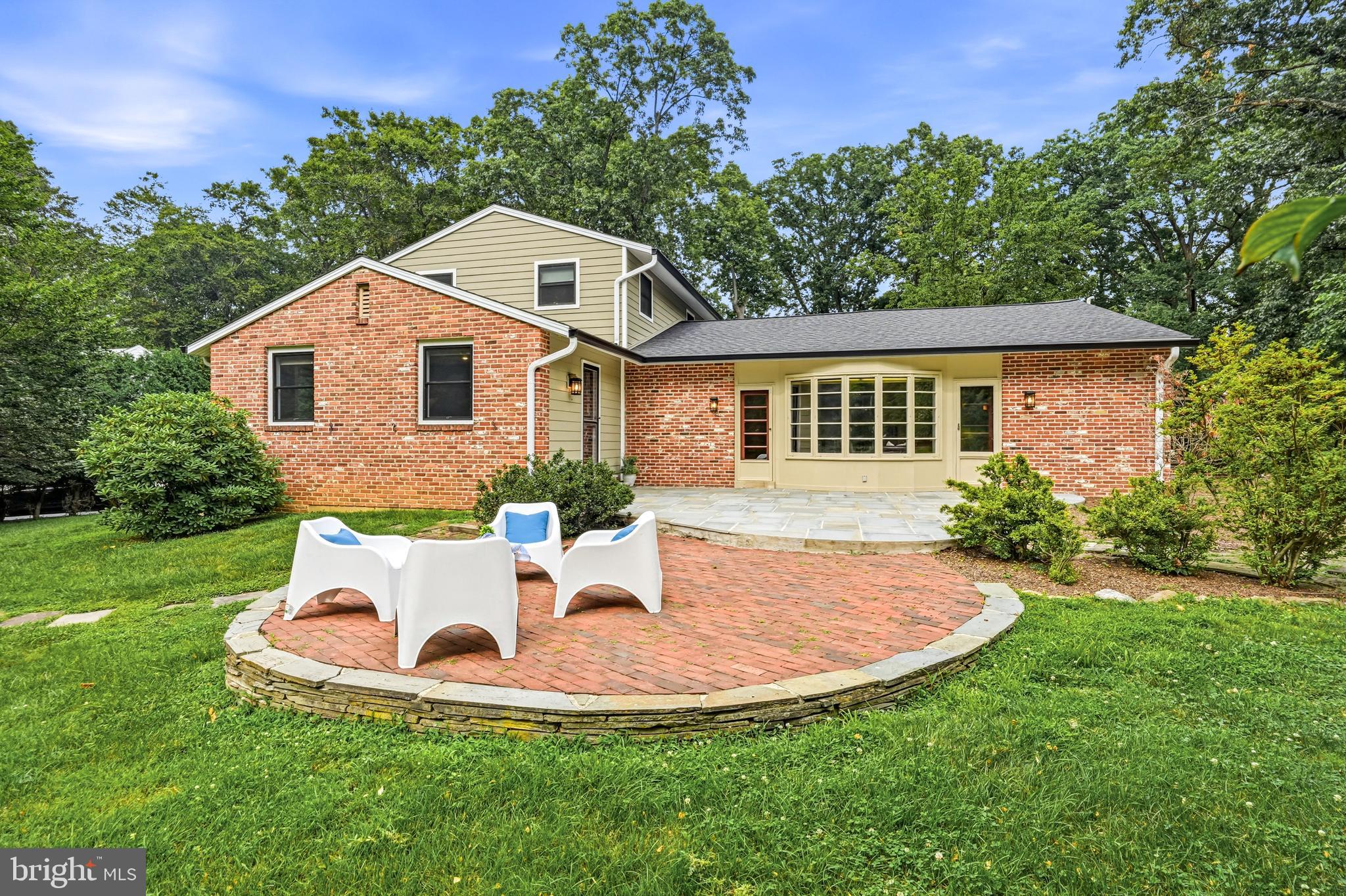 WOODLEA-CONESTOGA - Residential