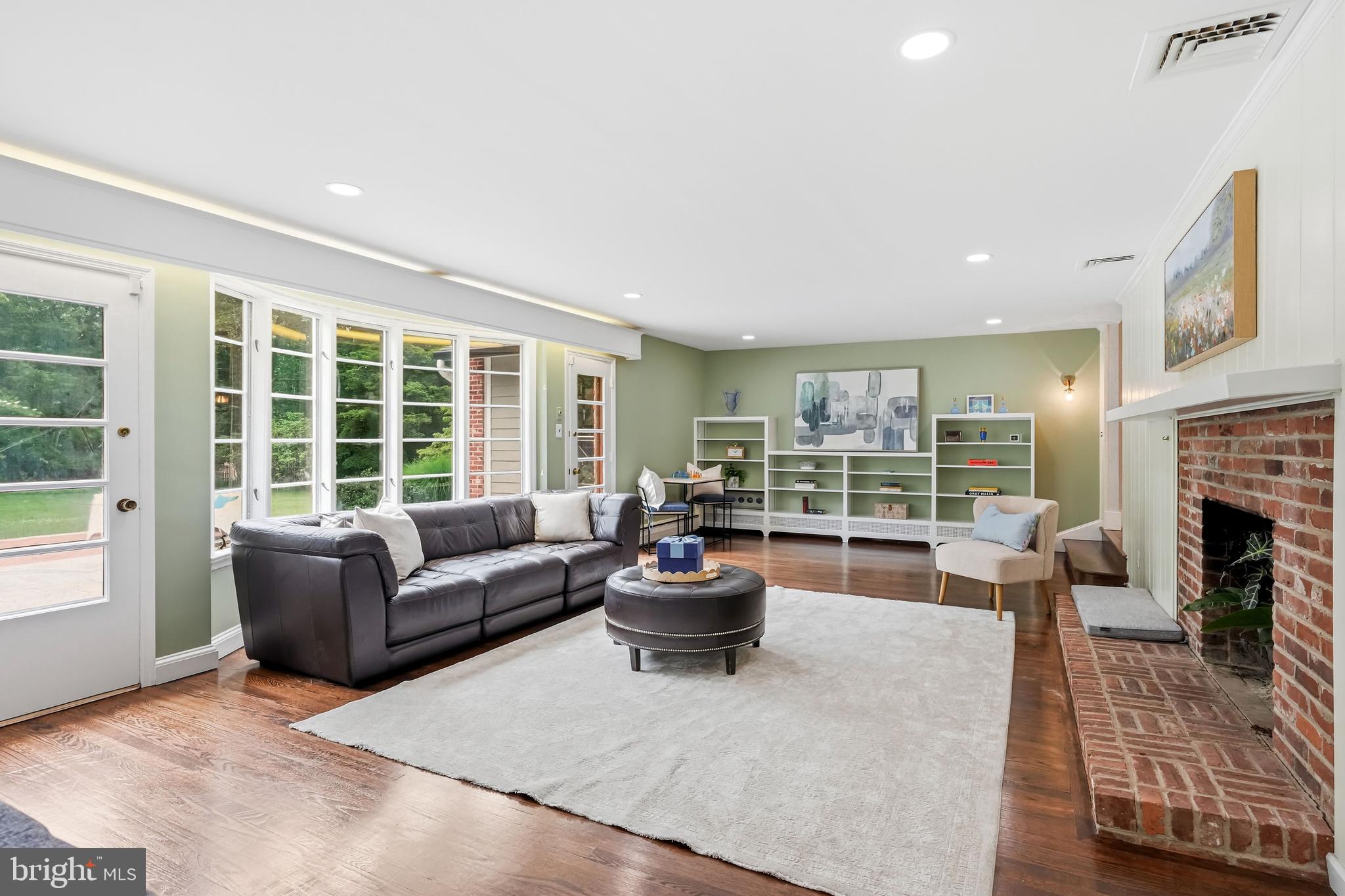 WOODLEA-CONESTOGA - Residential