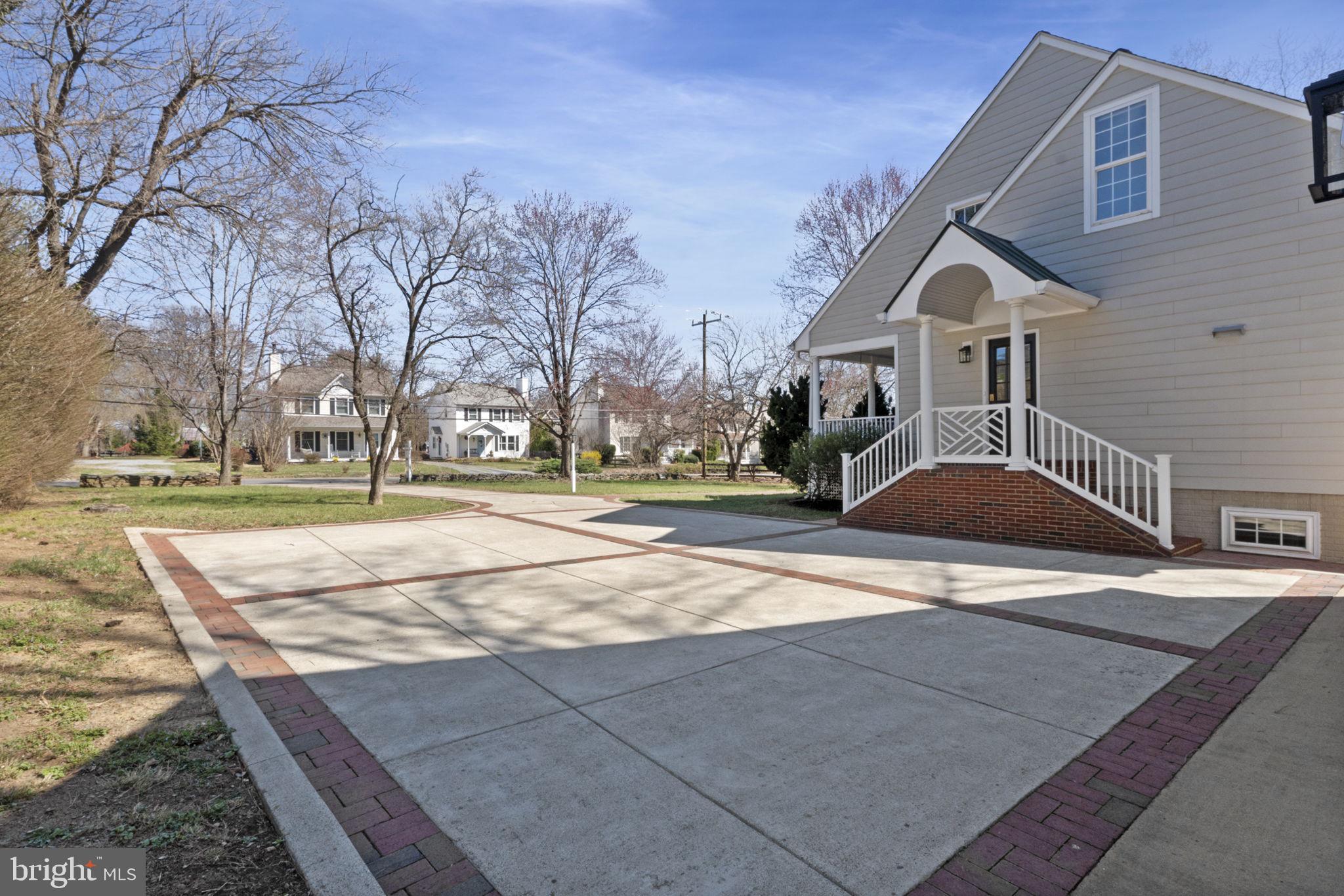 LOVE - Residential
