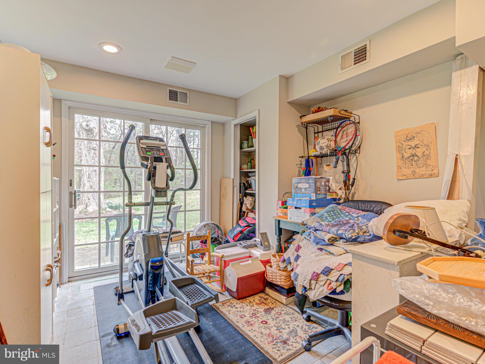 MOSBY HEIGHTS - Residential
