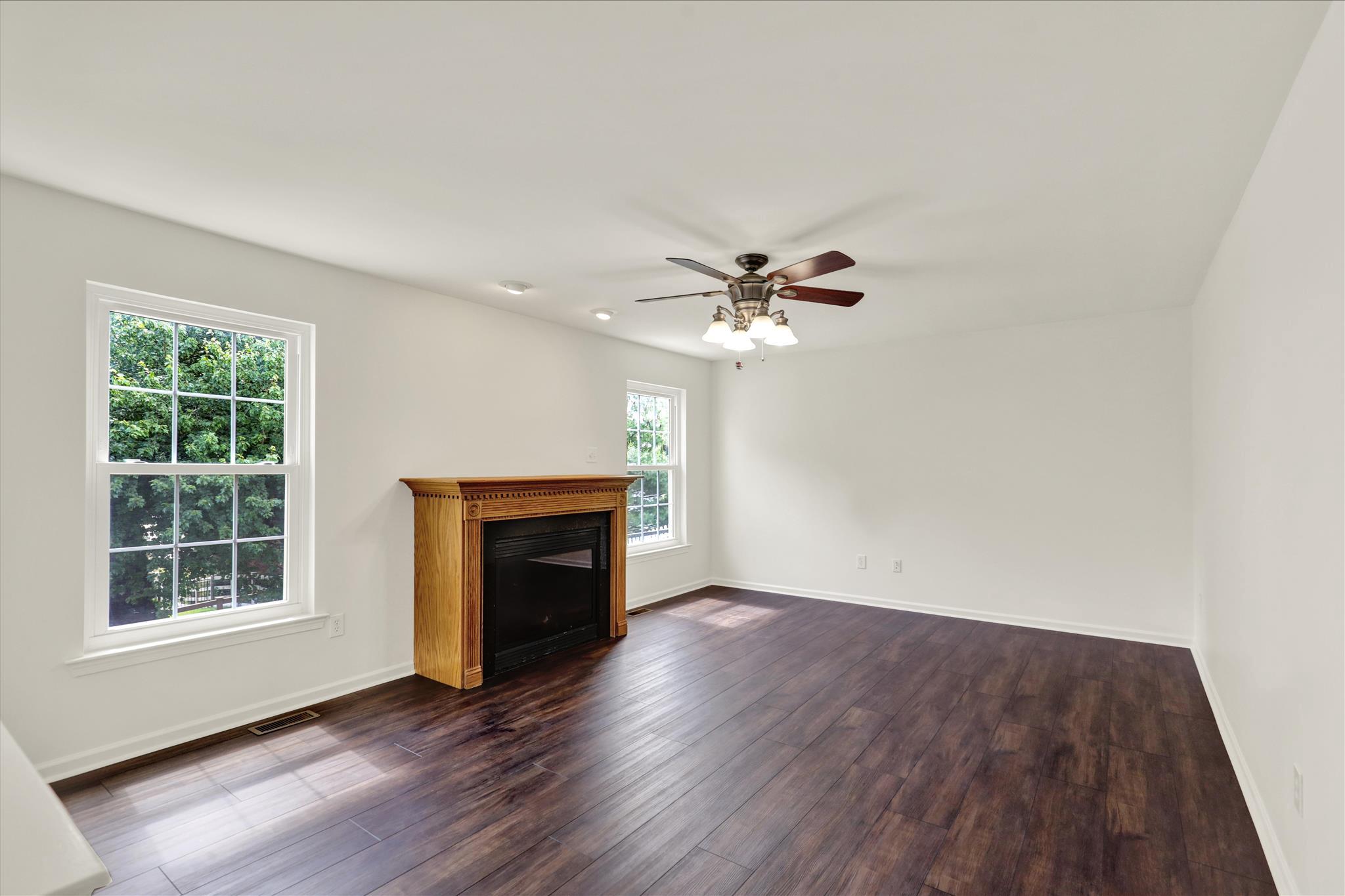 ROSECLIFF POINT - Residential