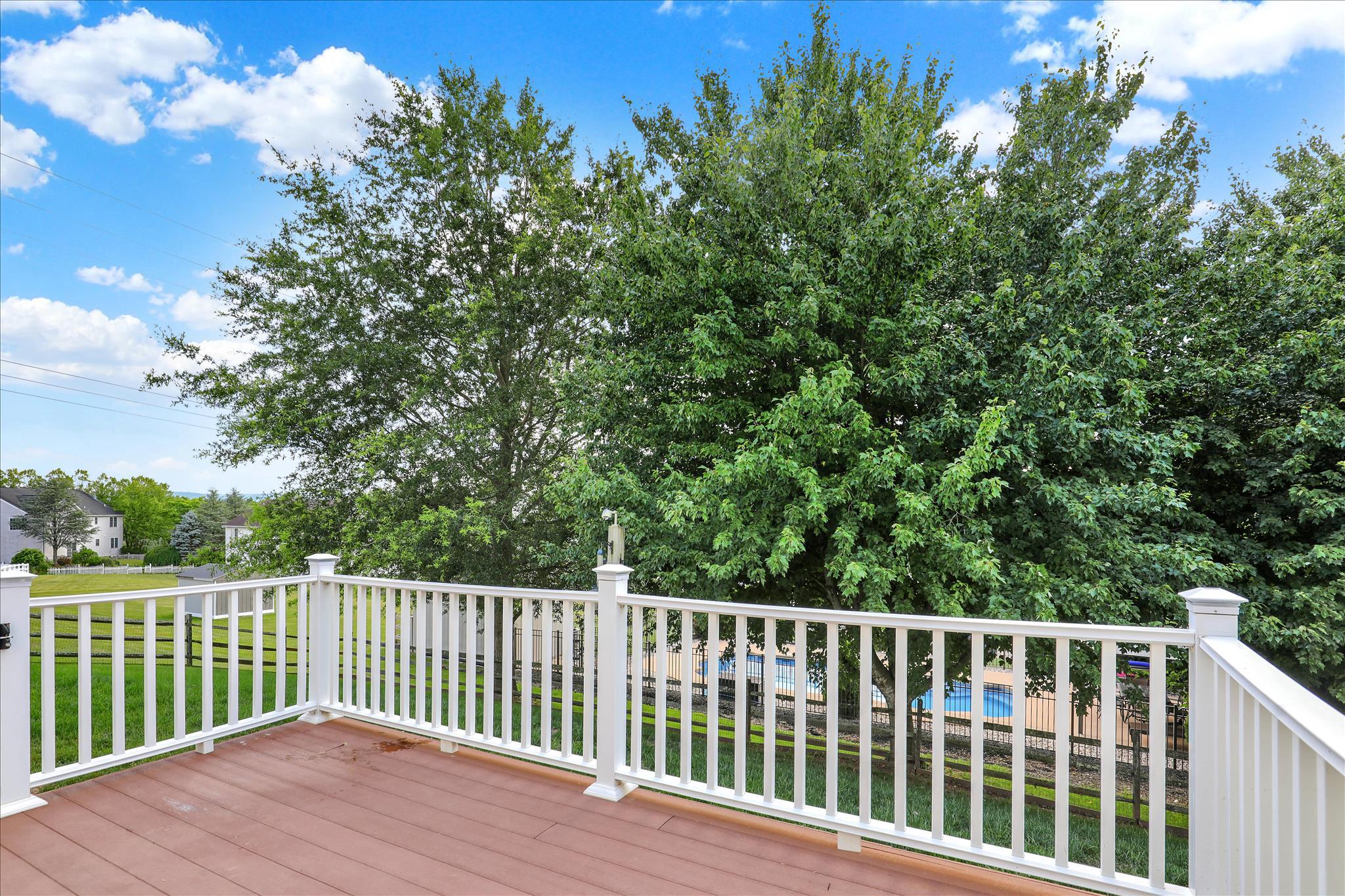 ROSECLIFF POINT - Residential