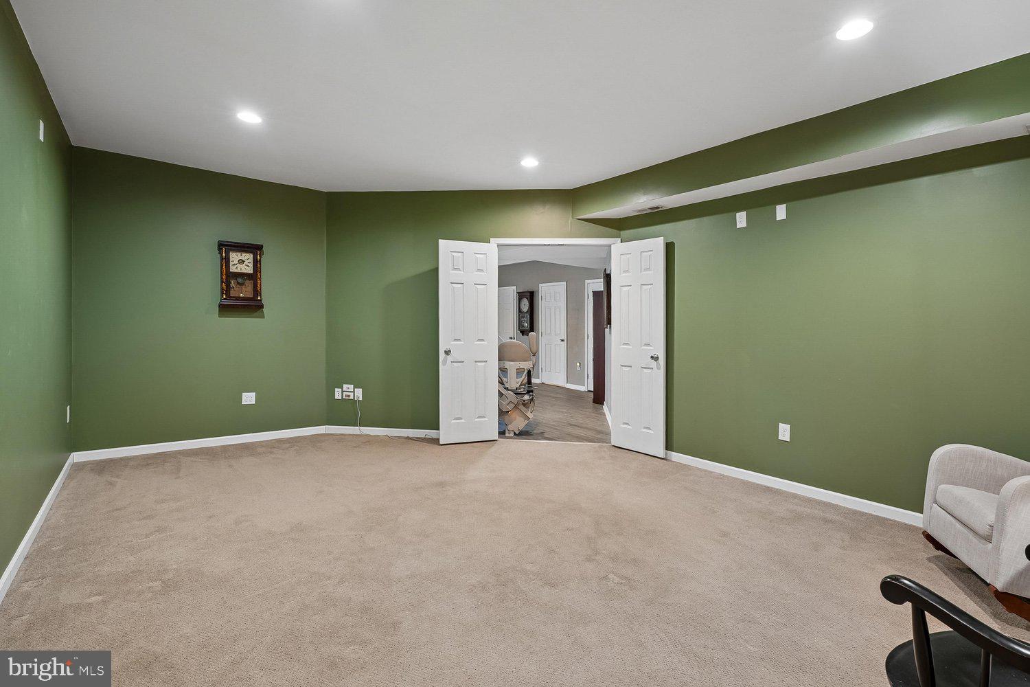 PORT POTOMAC - Residential