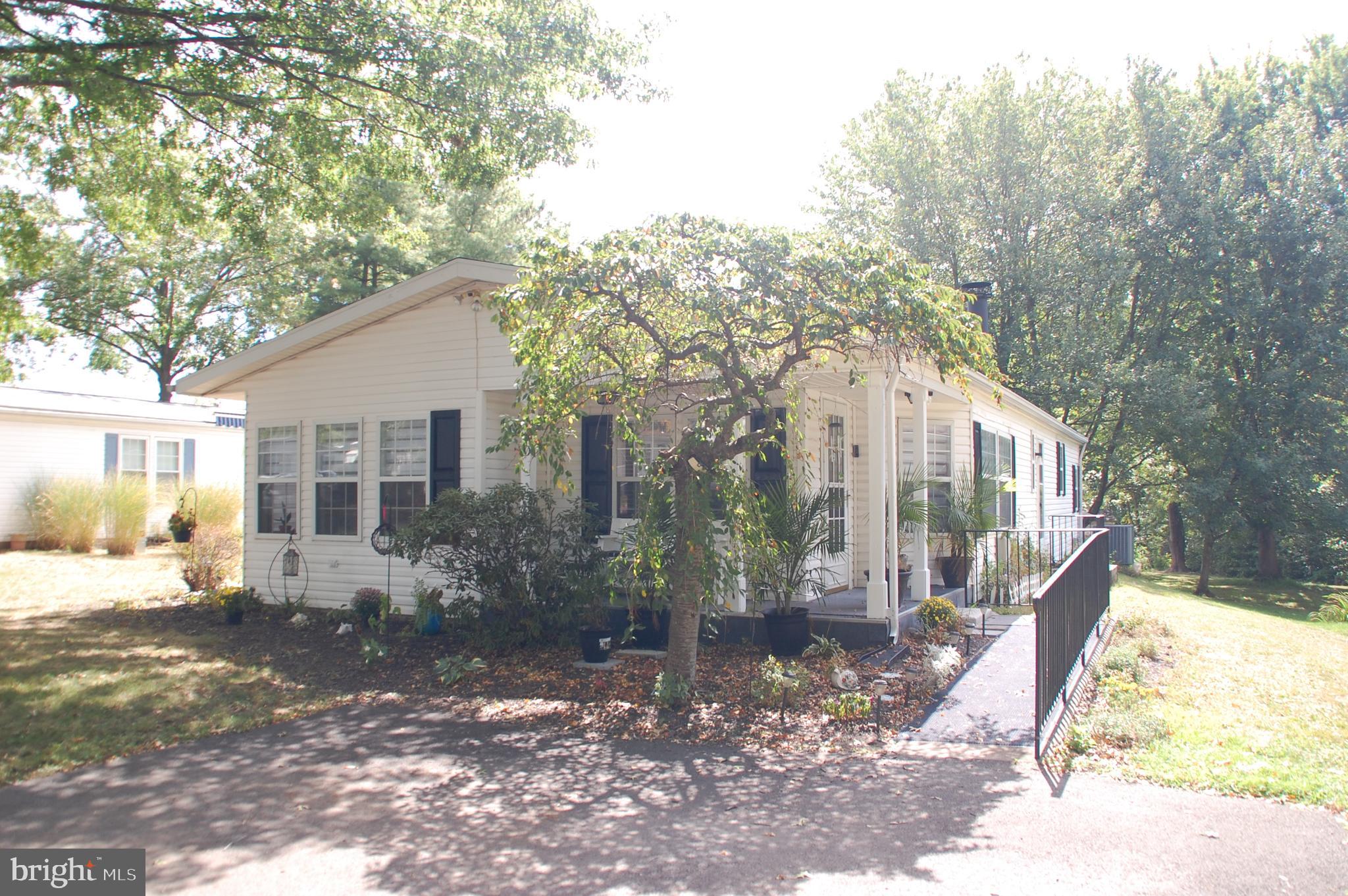 HIDDEN SPRINGS - Residential