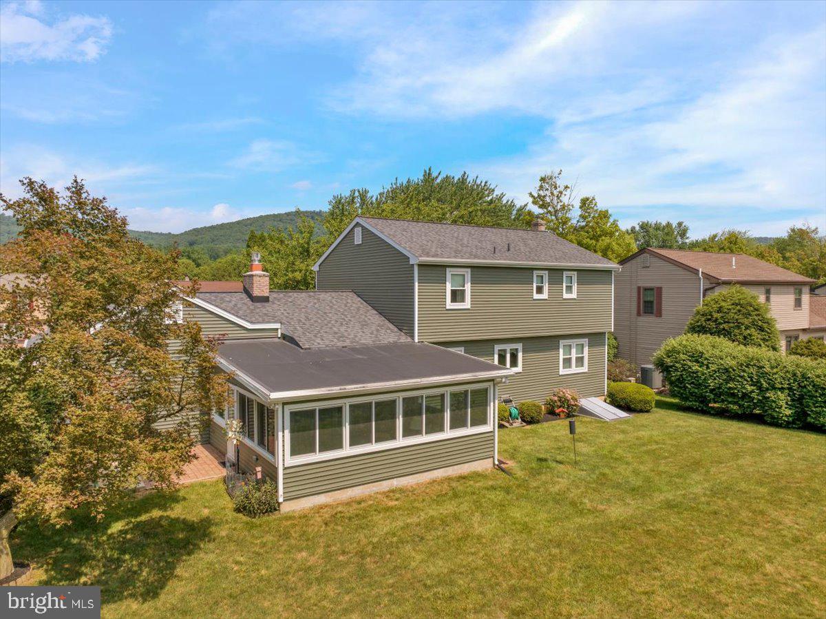 FARMING RIDGE - Residential