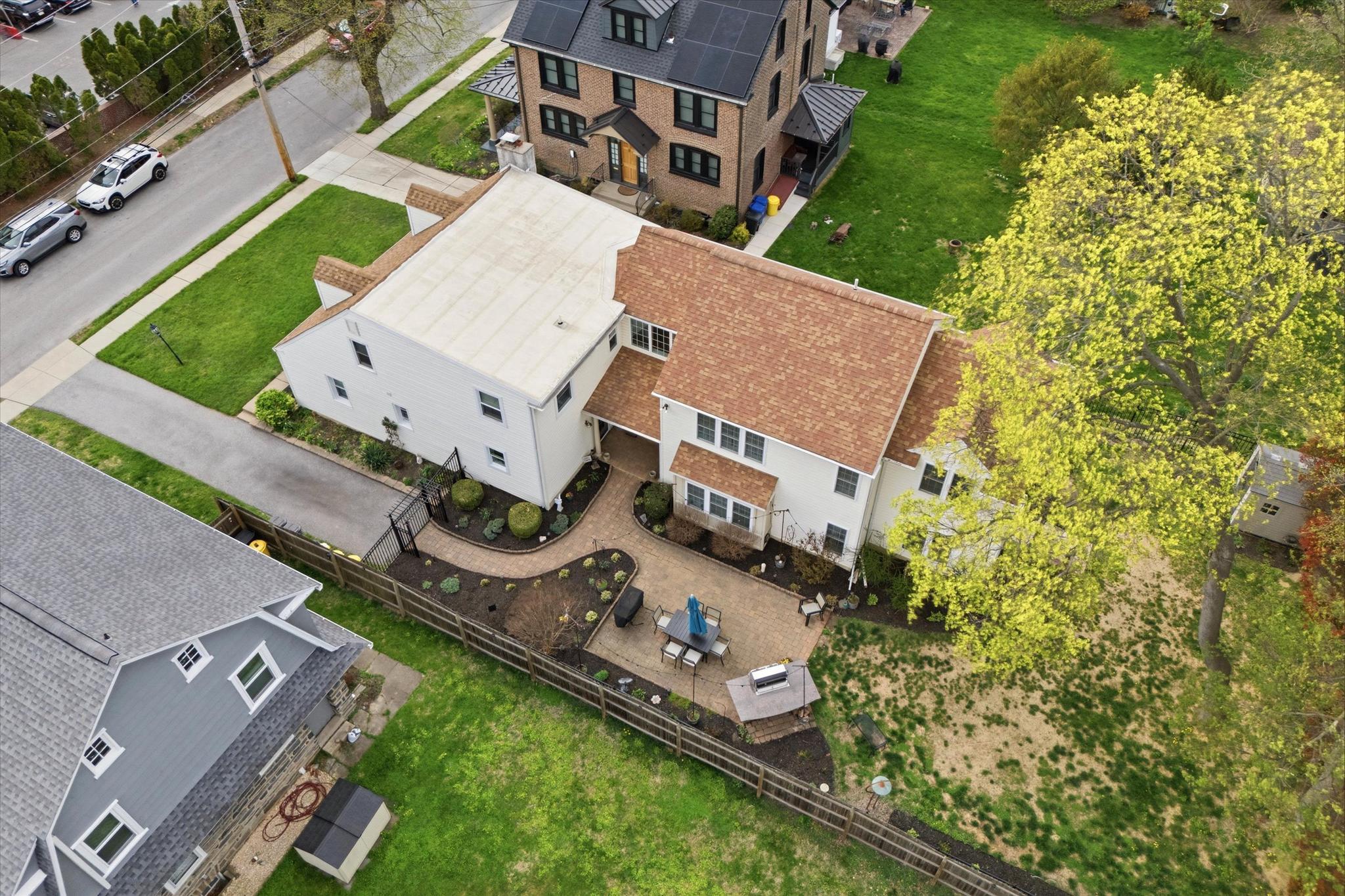 BRYN MAWR - Residential