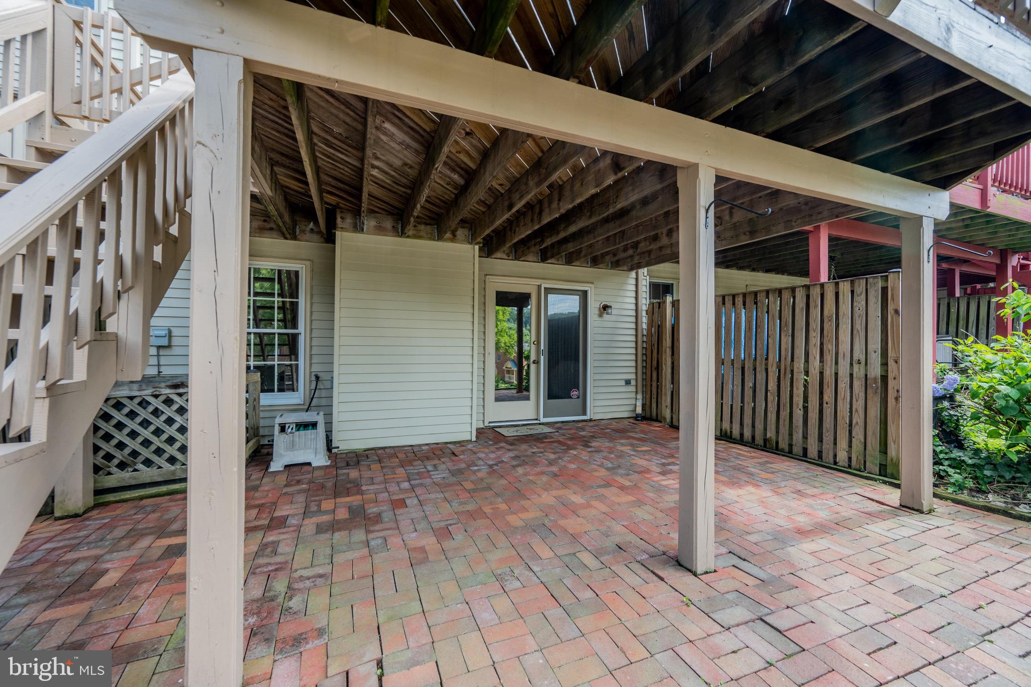 GREENSPRING EAST - Residential