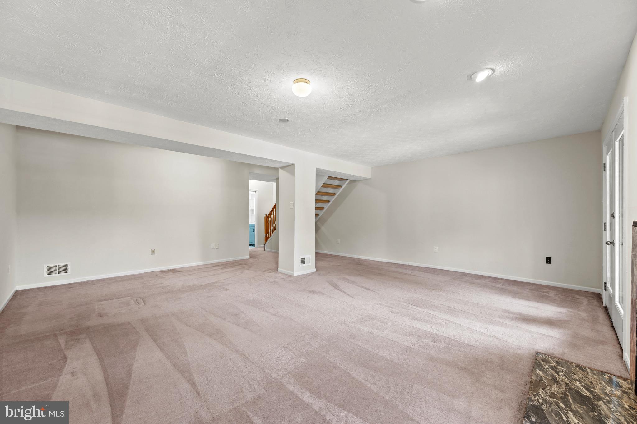GREENSPRING EAST - Residential
