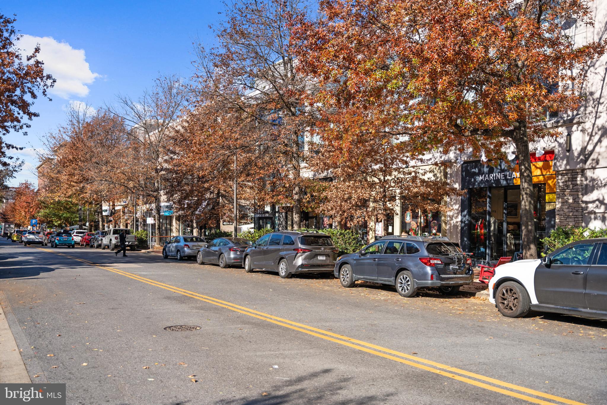 CRESCENT PLAZA - Residential