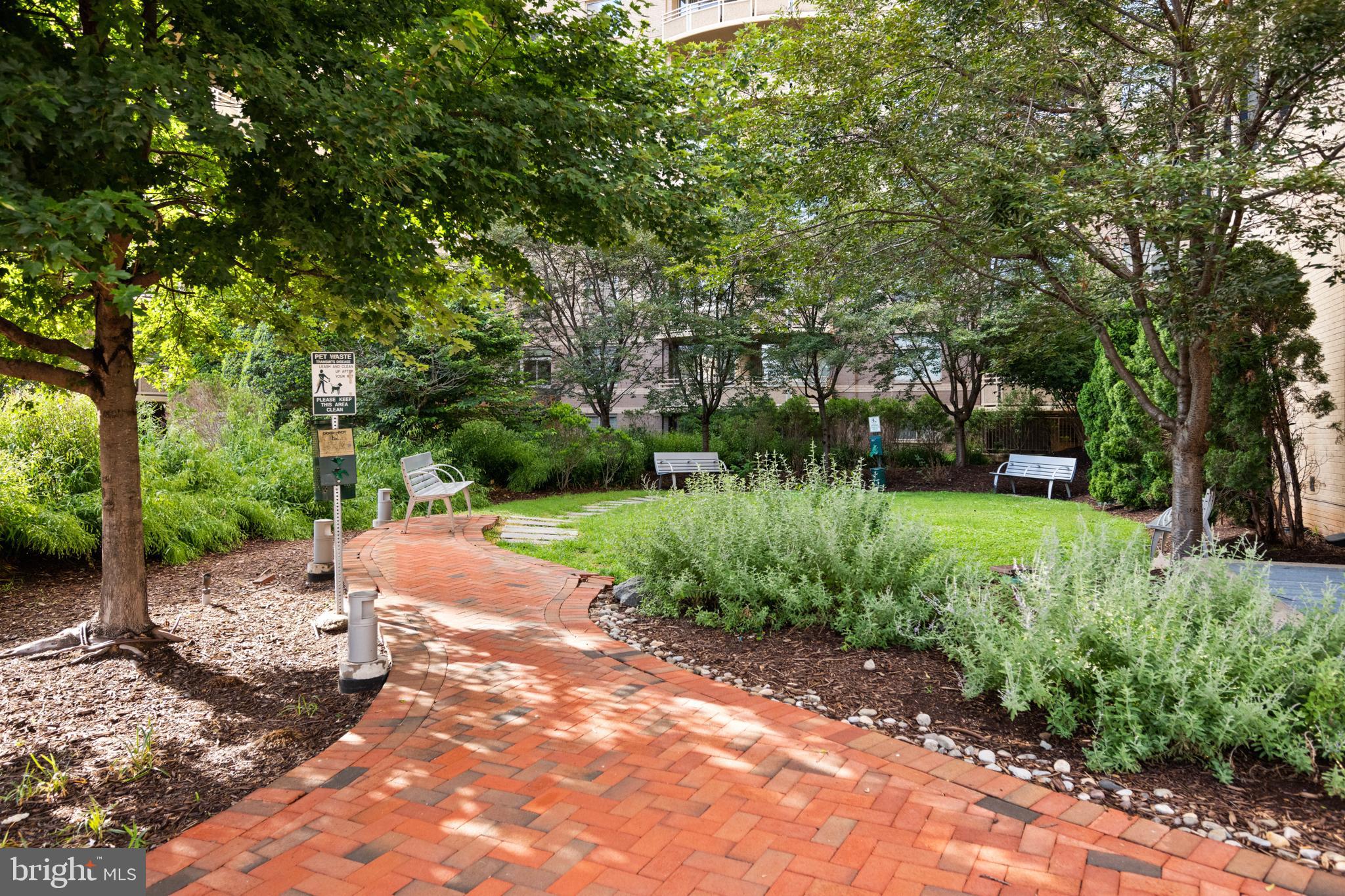 CRESCENT PLAZA - Residential