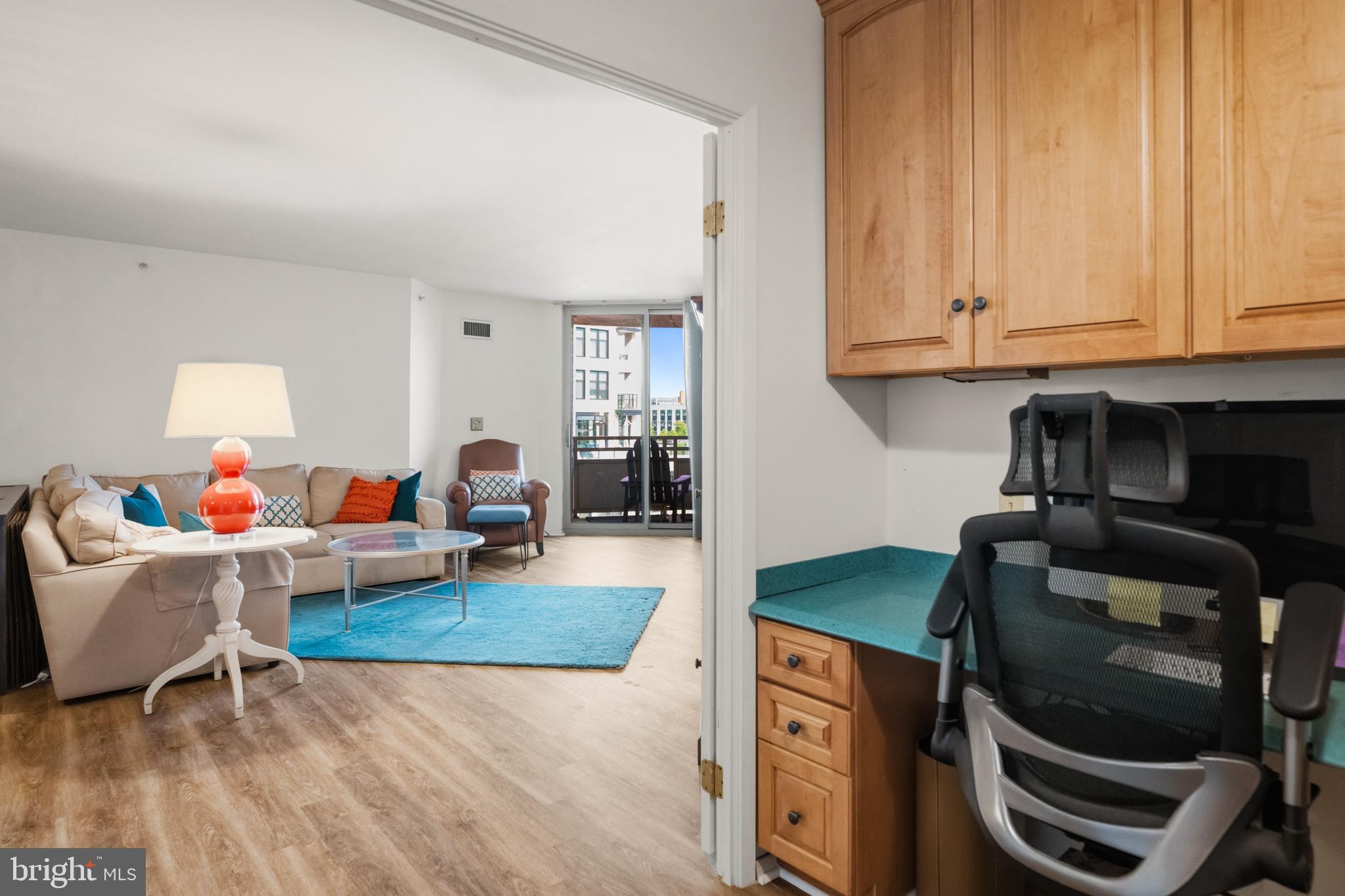 CRESCENT PLAZA - Residential