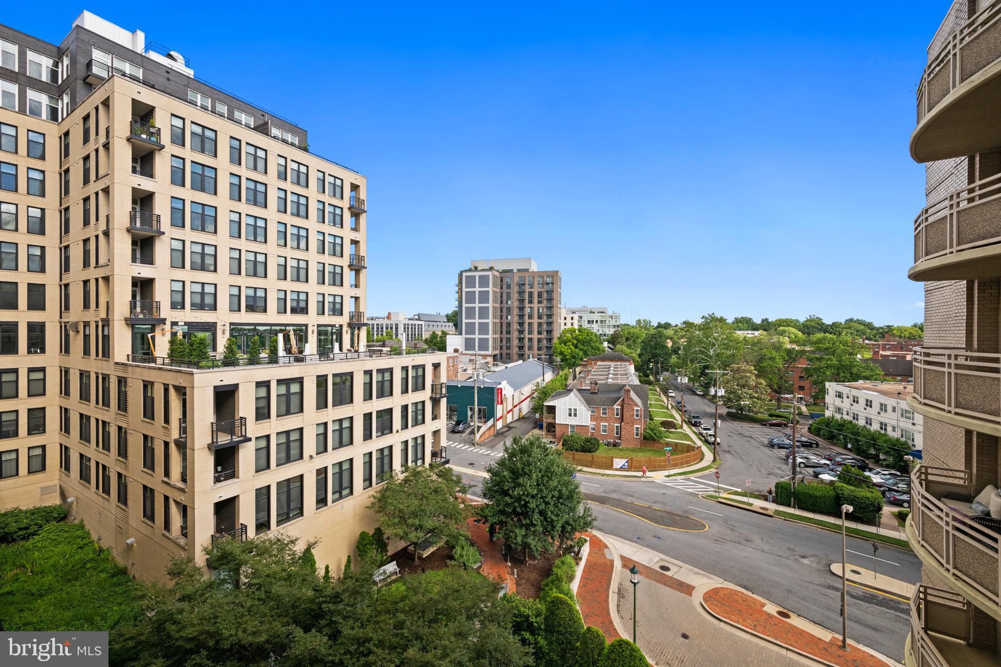 CRESCENT PLAZA - Residential
