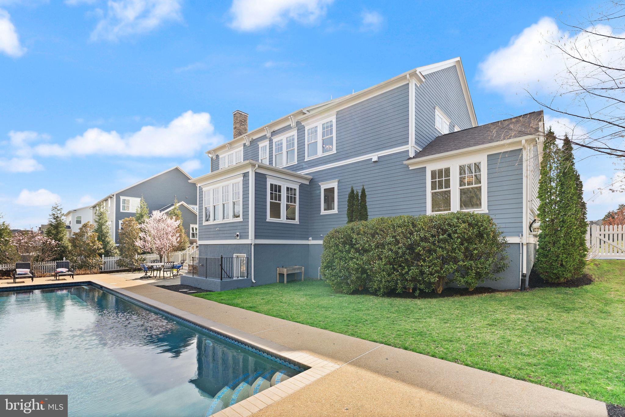 GROVE AT WILLOWSFORD - Residential
