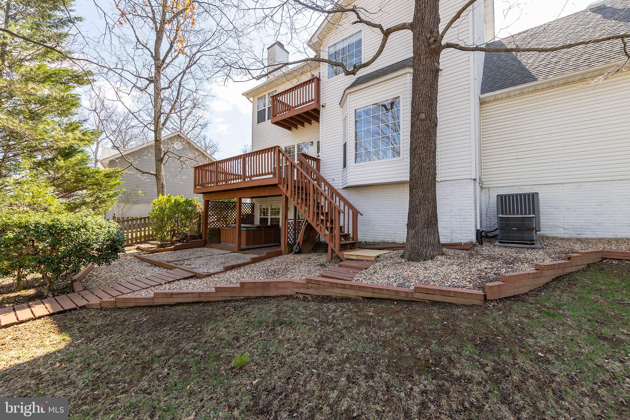 PIONEER HEIGHTS - Residential
