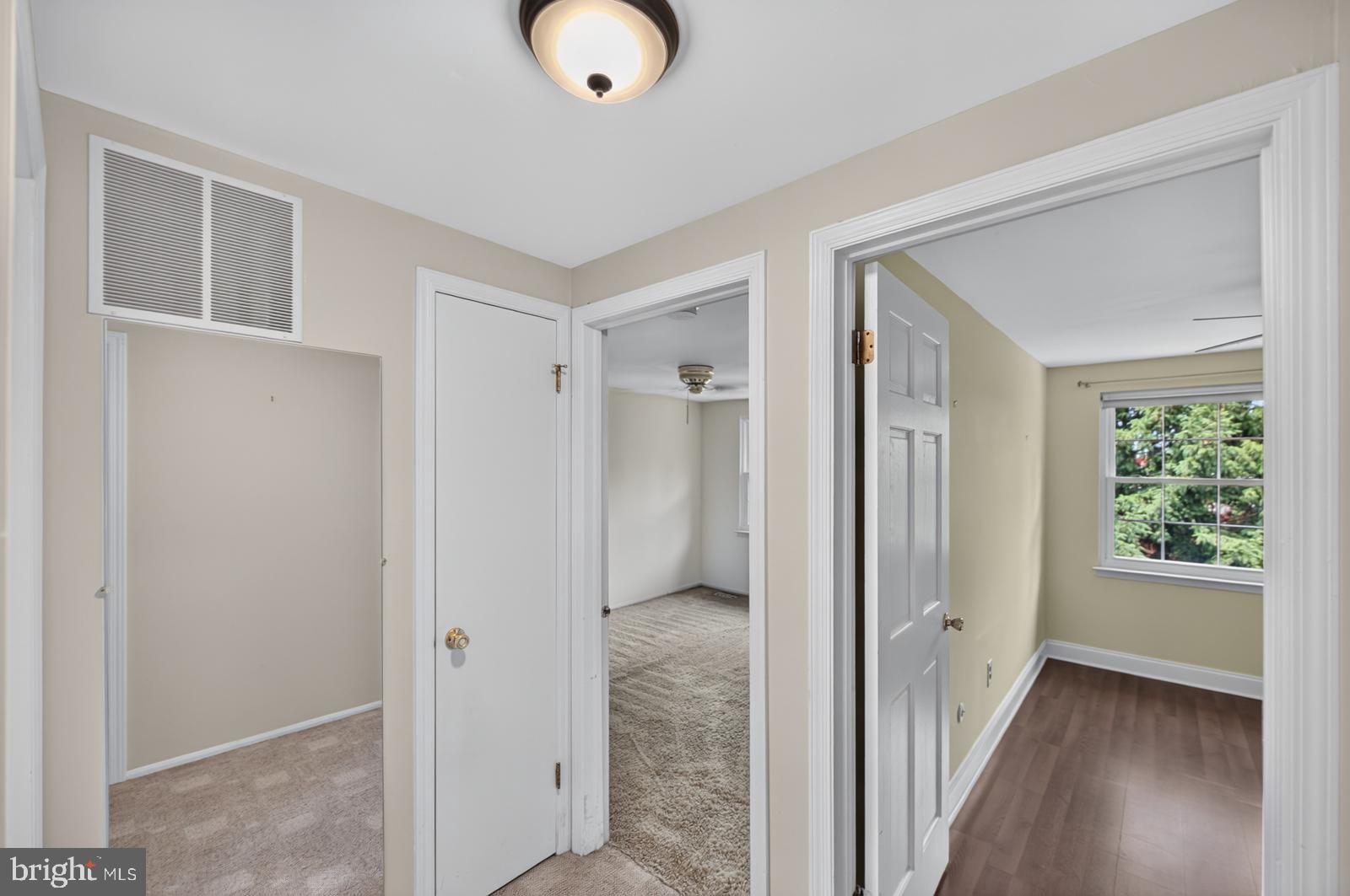 MONTGOMERY GLEN - Residential