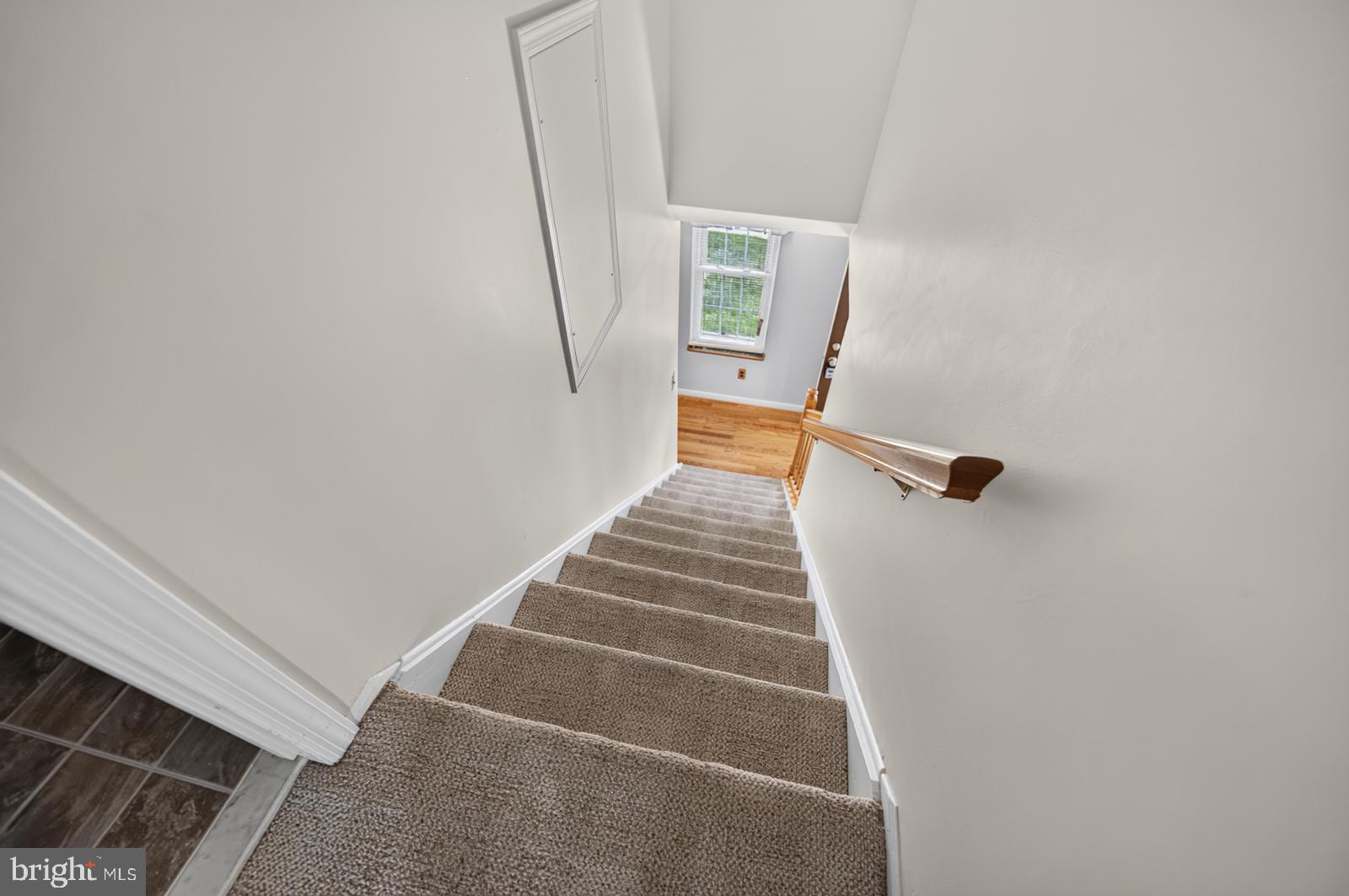 MONTGOMERY GLEN - Residential