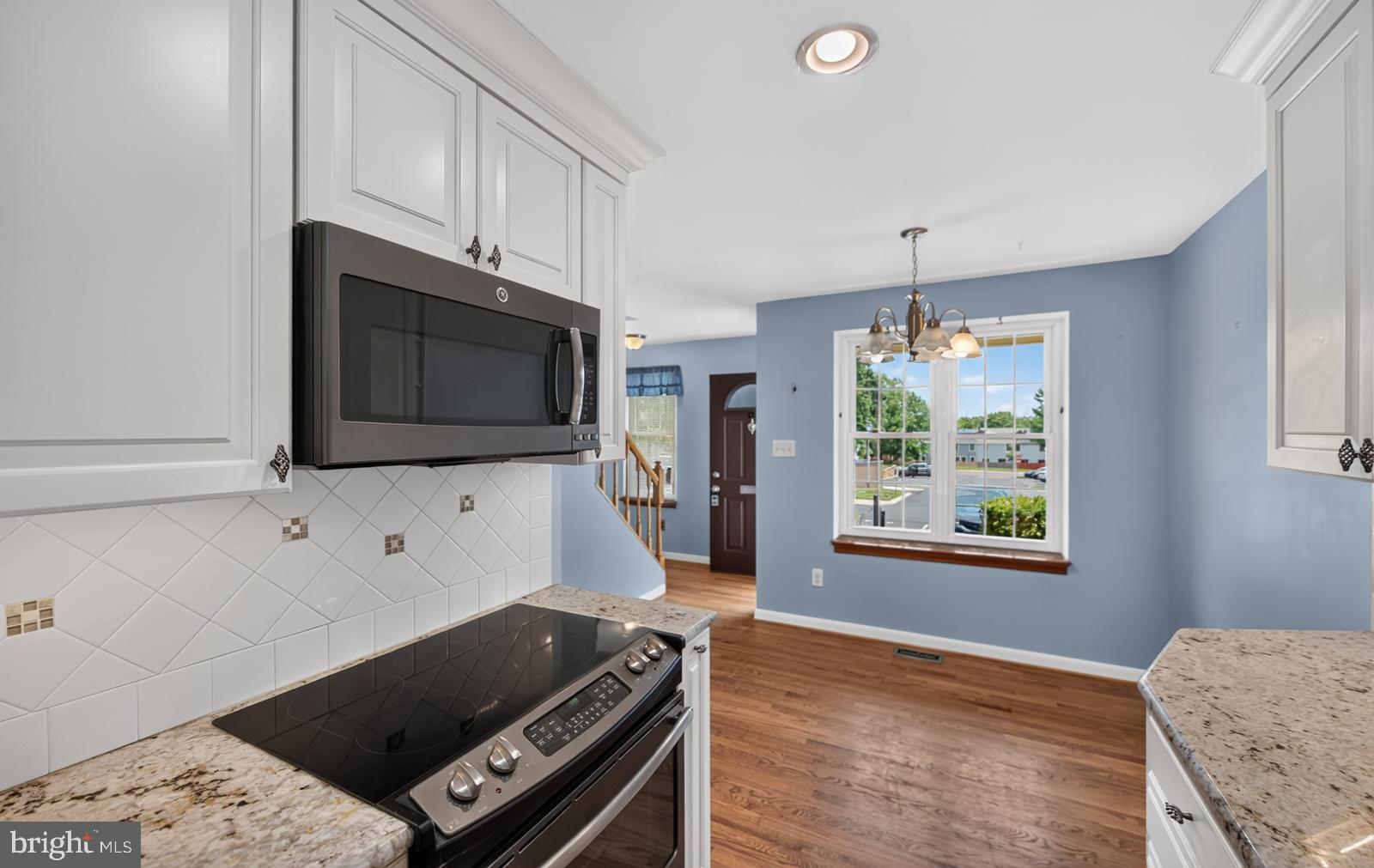 MONTGOMERY GLEN - Residential