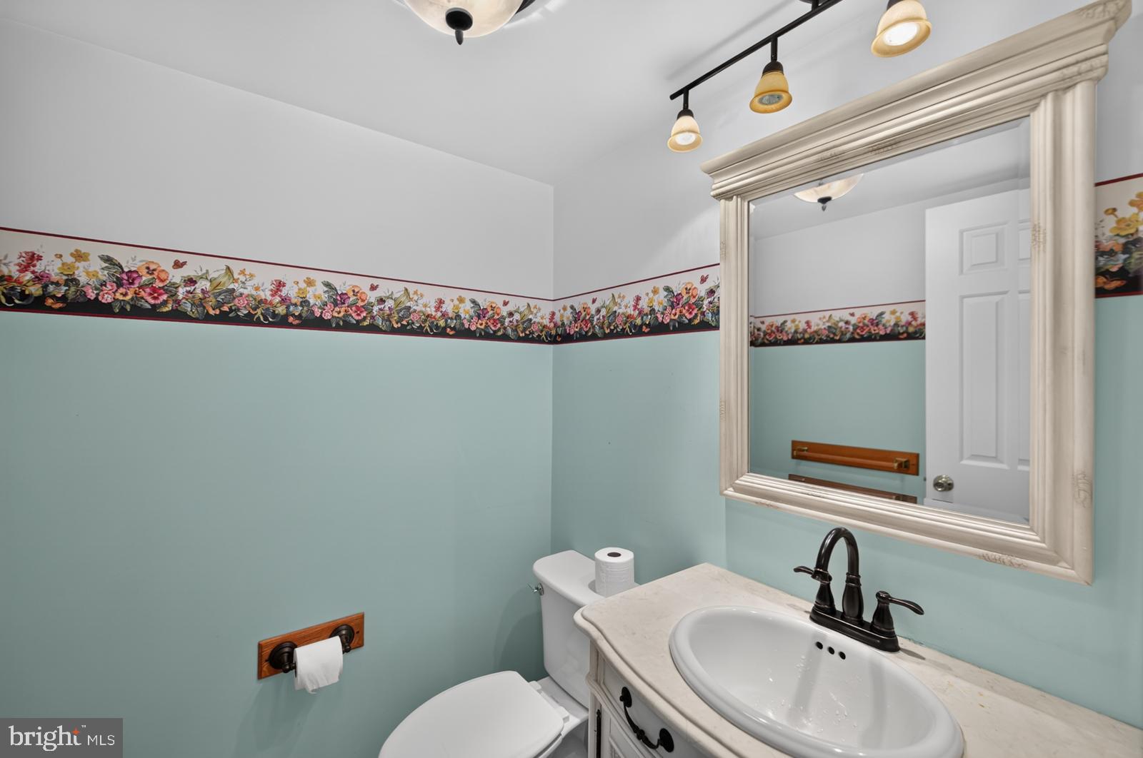 MONTGOMERY GLEN - Residential