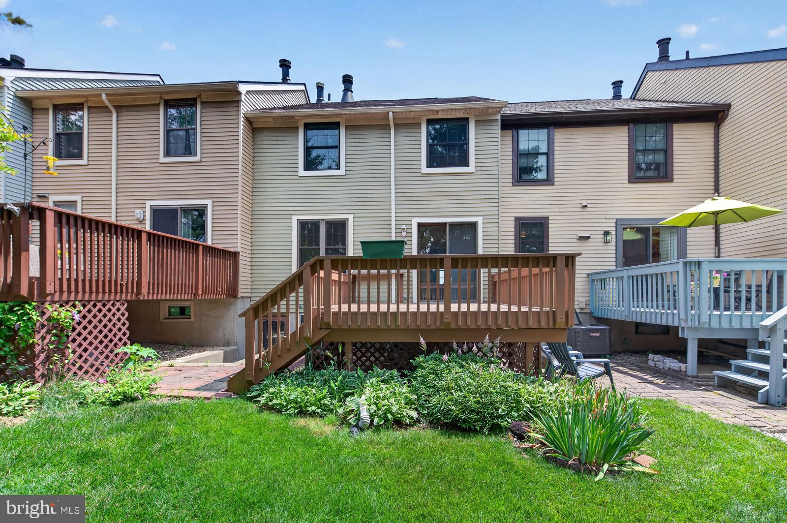 MONTGOMERY GLEN - Residential