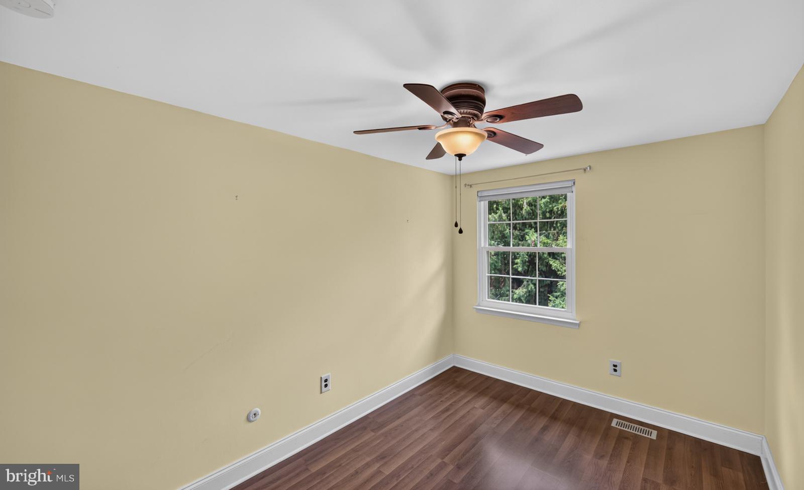 MONTGOMERY GLEN - Residential