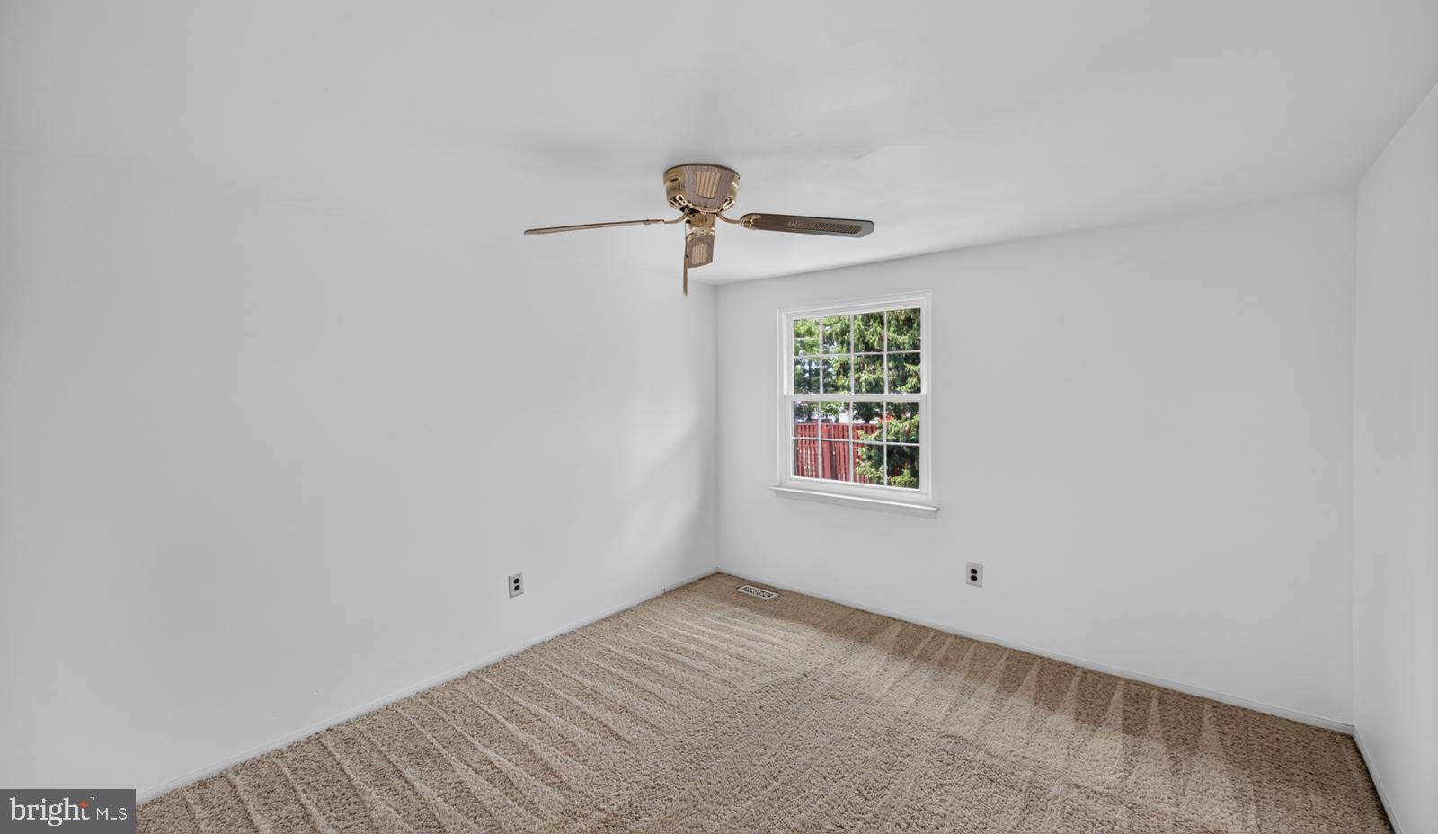 MONTGOMERY GLEN - Residential