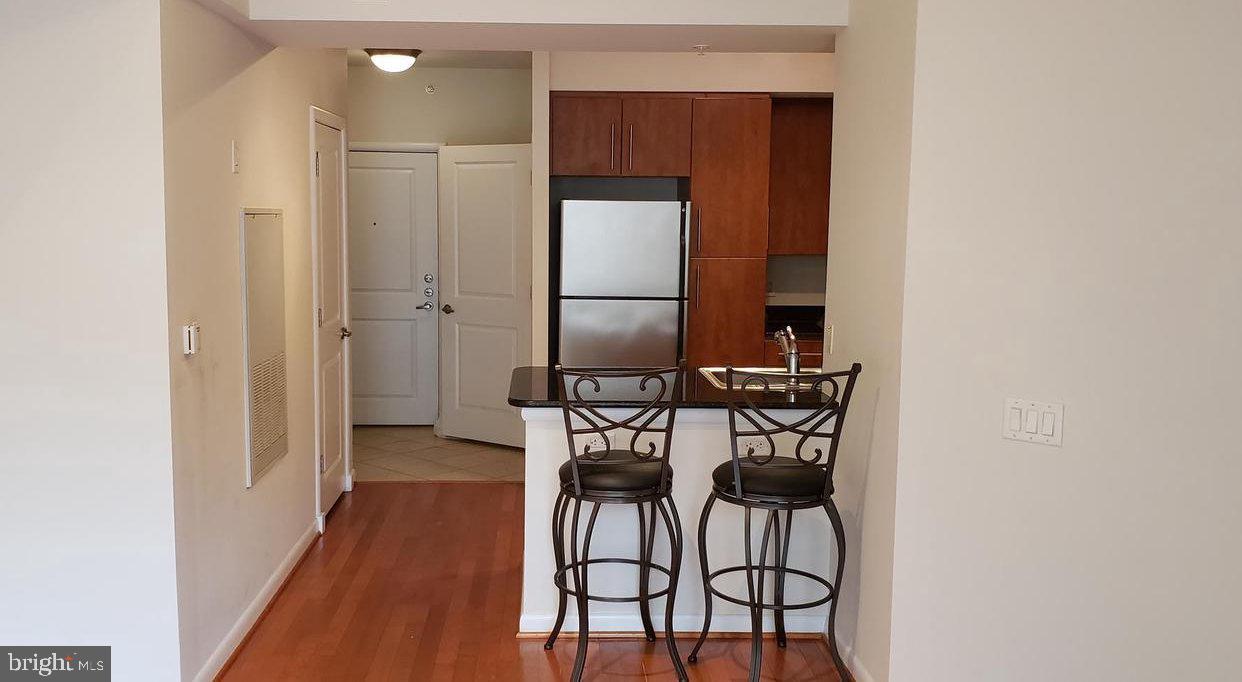 CLARENDON - Residential Lease