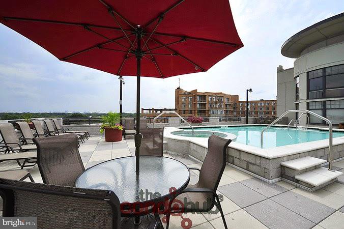 CLARENDON - Residential Lease
