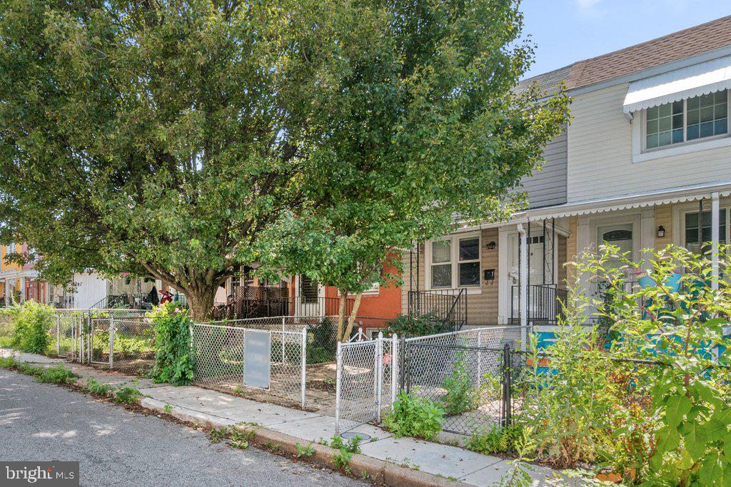 HAMPDEN HISTORIC DISTRICT - Residential