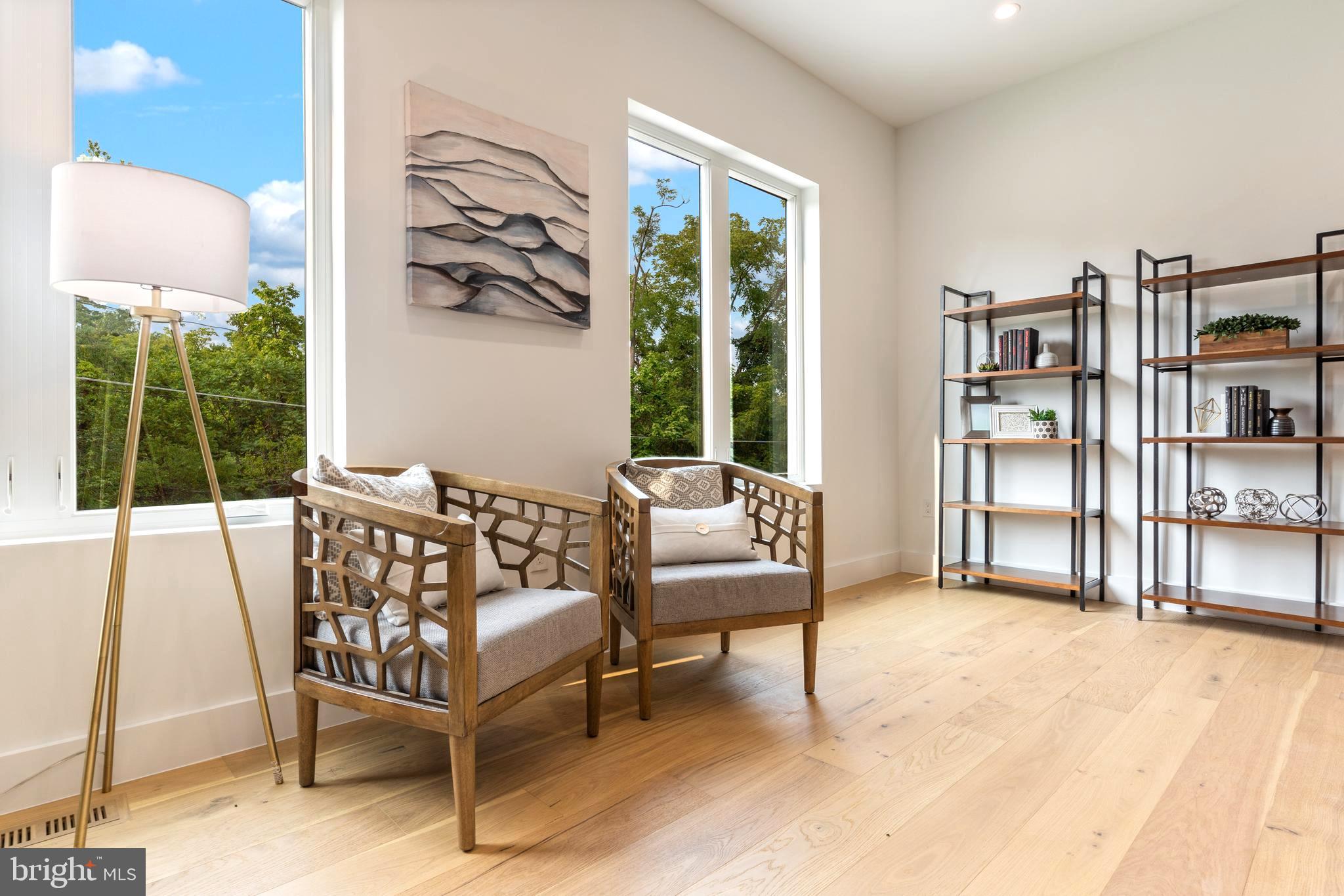 DANA HEIGHTS - Residential