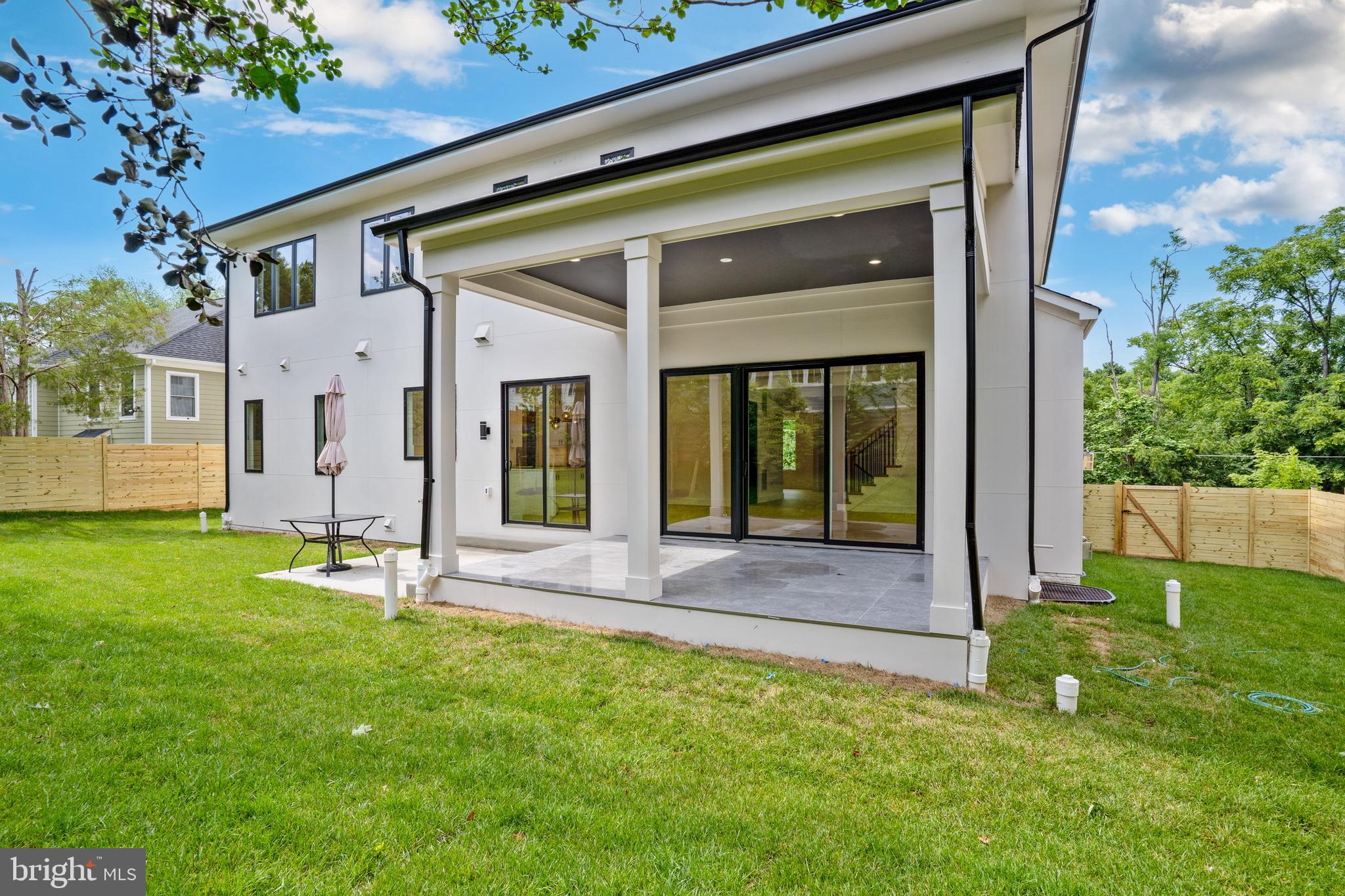 DANA HEIGHTS - Residential