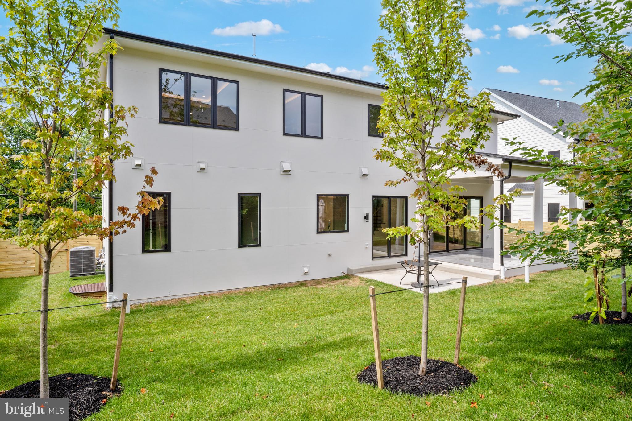 DANA HEIGHTS - Residential