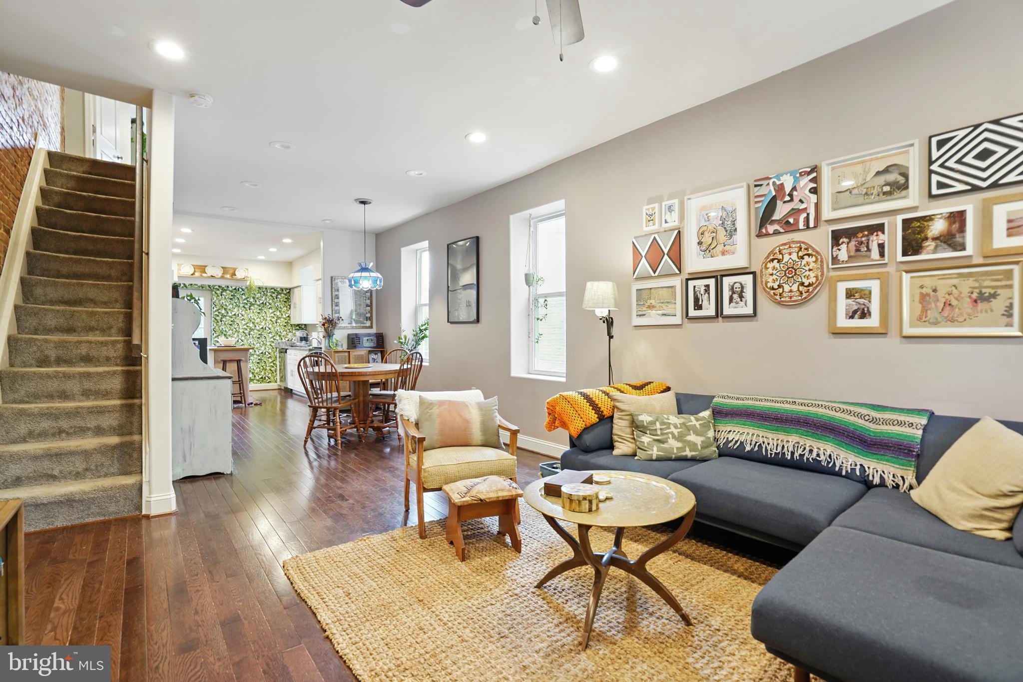 CHARLES VILLAGE - Residential Lease