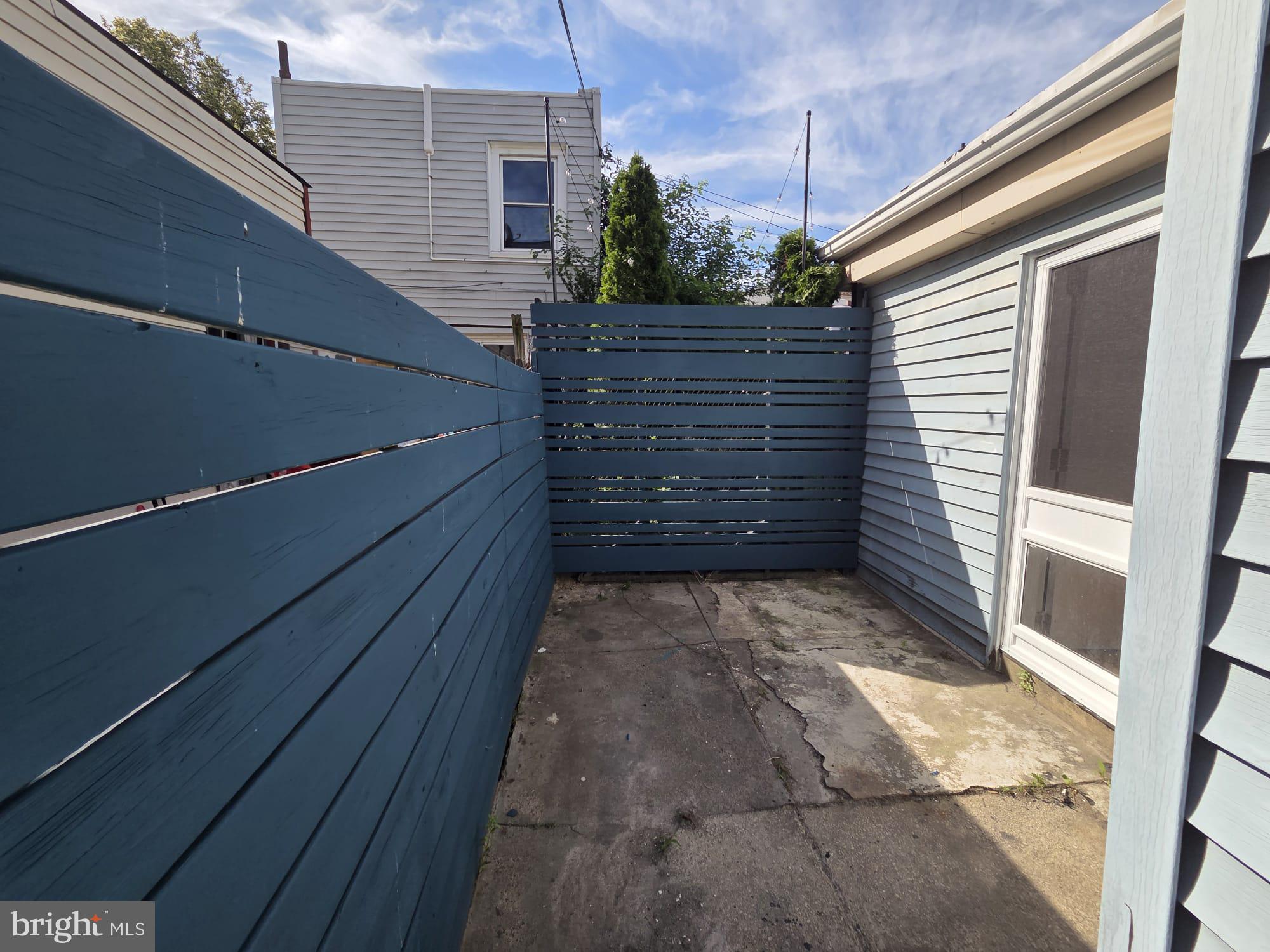 PORT RICHMOND - Residential